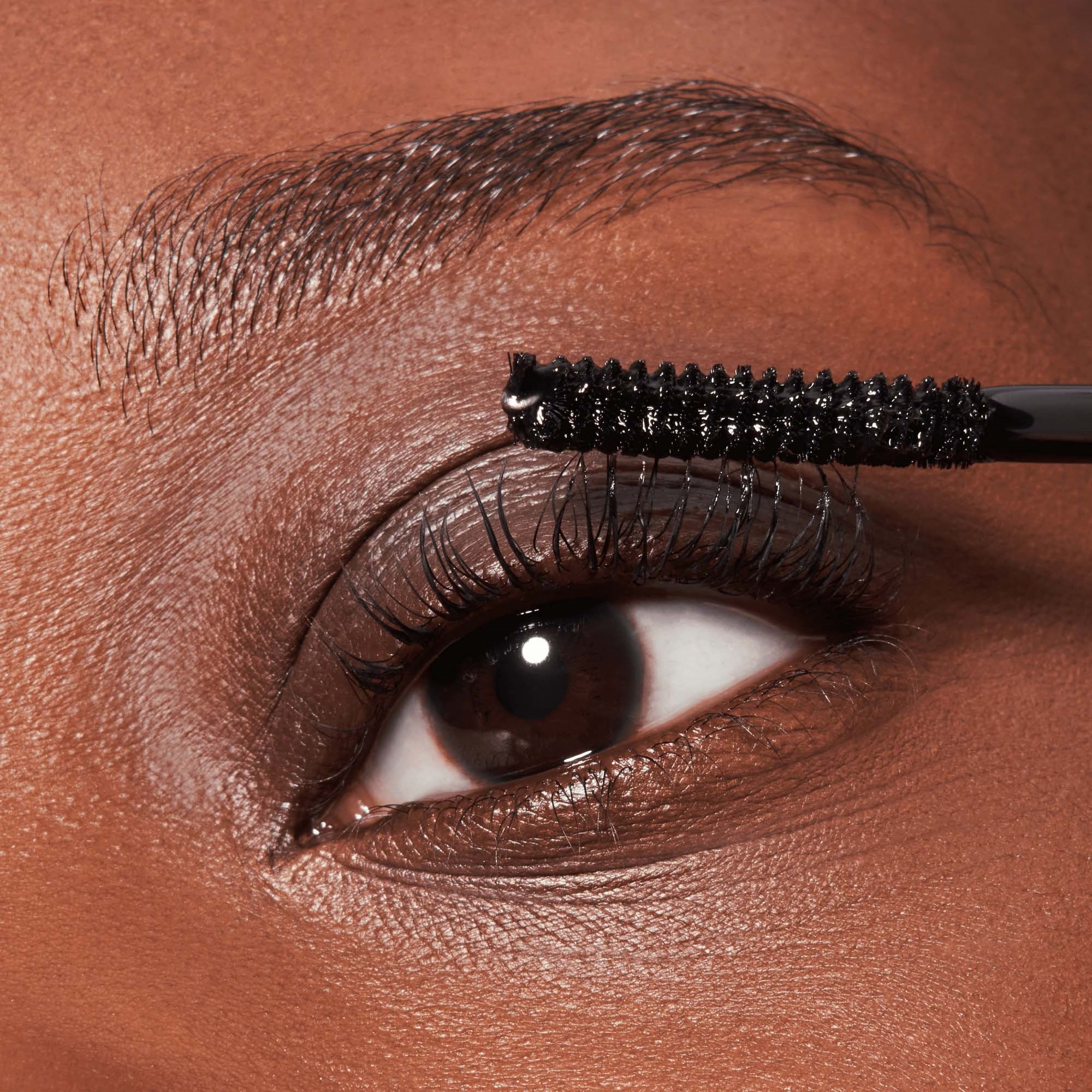 Catrice Curl Freeze Lash Styling Gel 010 Milky Black Tint (obrázok 8)