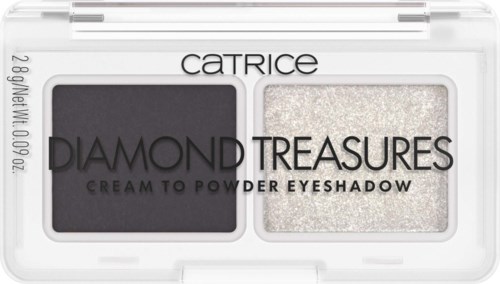 En vit ögonskuggsspalett med två nyanser: mörkgrå och glittrande silver, märkta 'Diamond Treasures' och 'Cream to Powder' av Catrice.