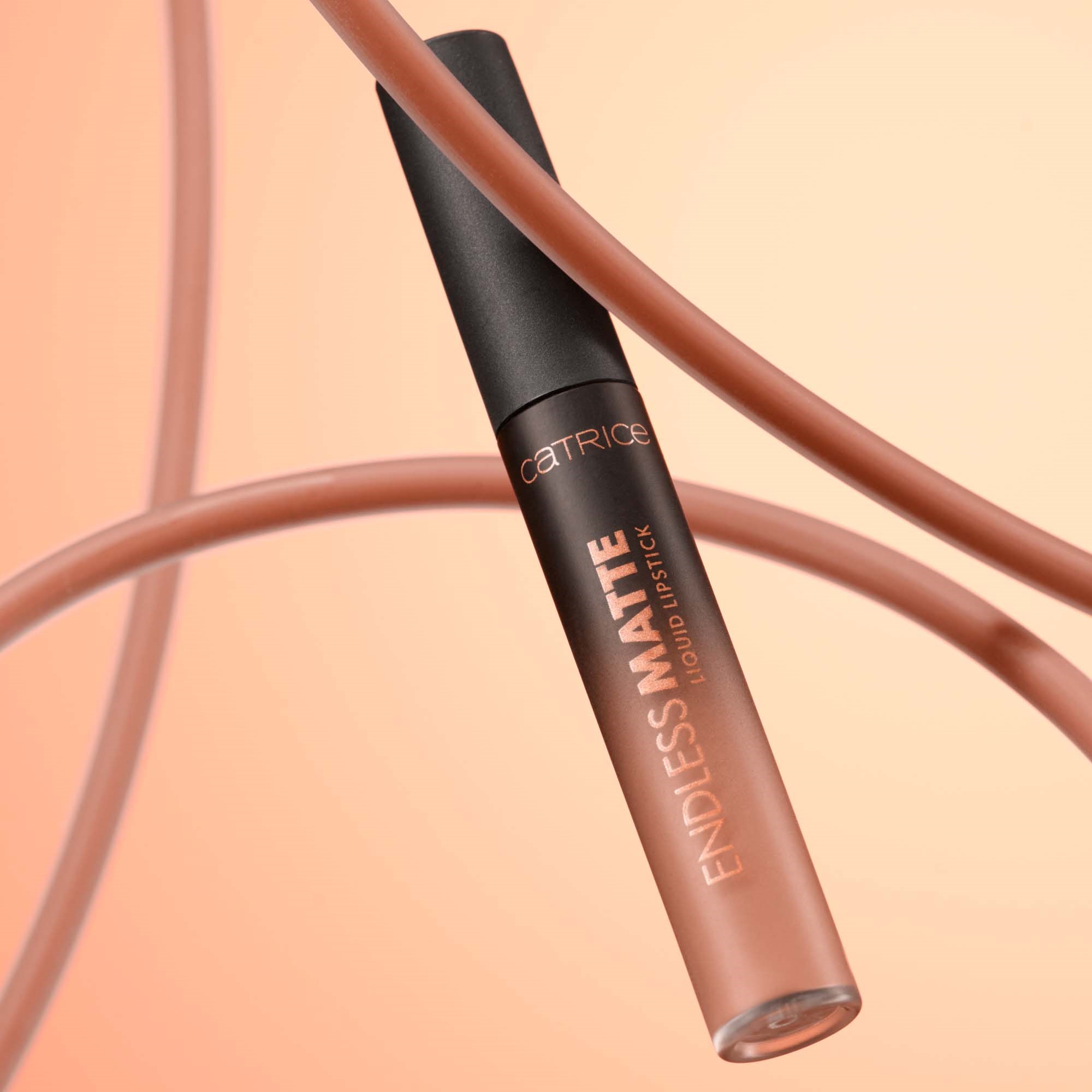 Catrice Endless Matte Liquid Lipstick 020 Lovely Nude (obrázok 6)