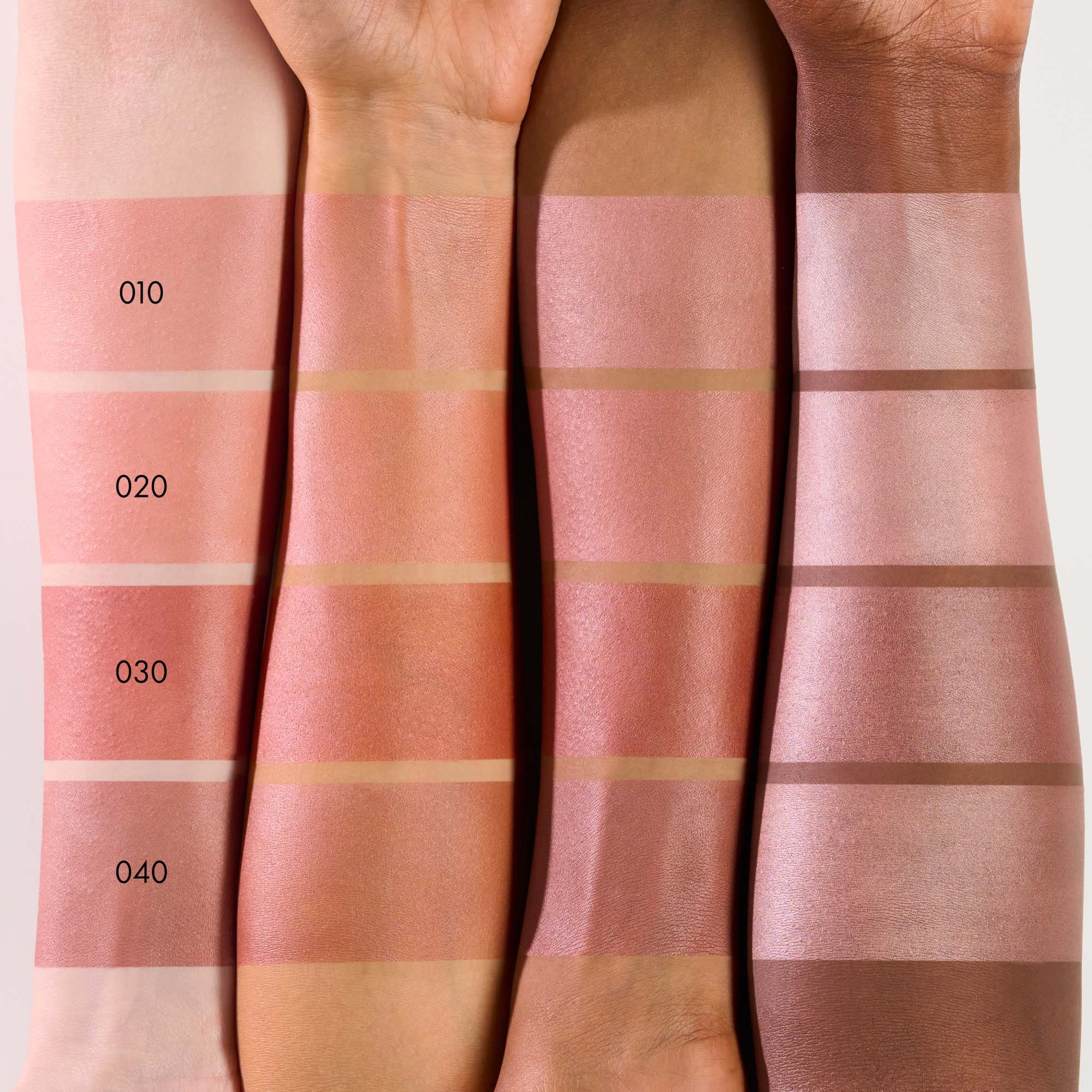 Catrice Eye Blusher Liquid Eyeshadow 010 Flirt Alert (zdjęcie 3)