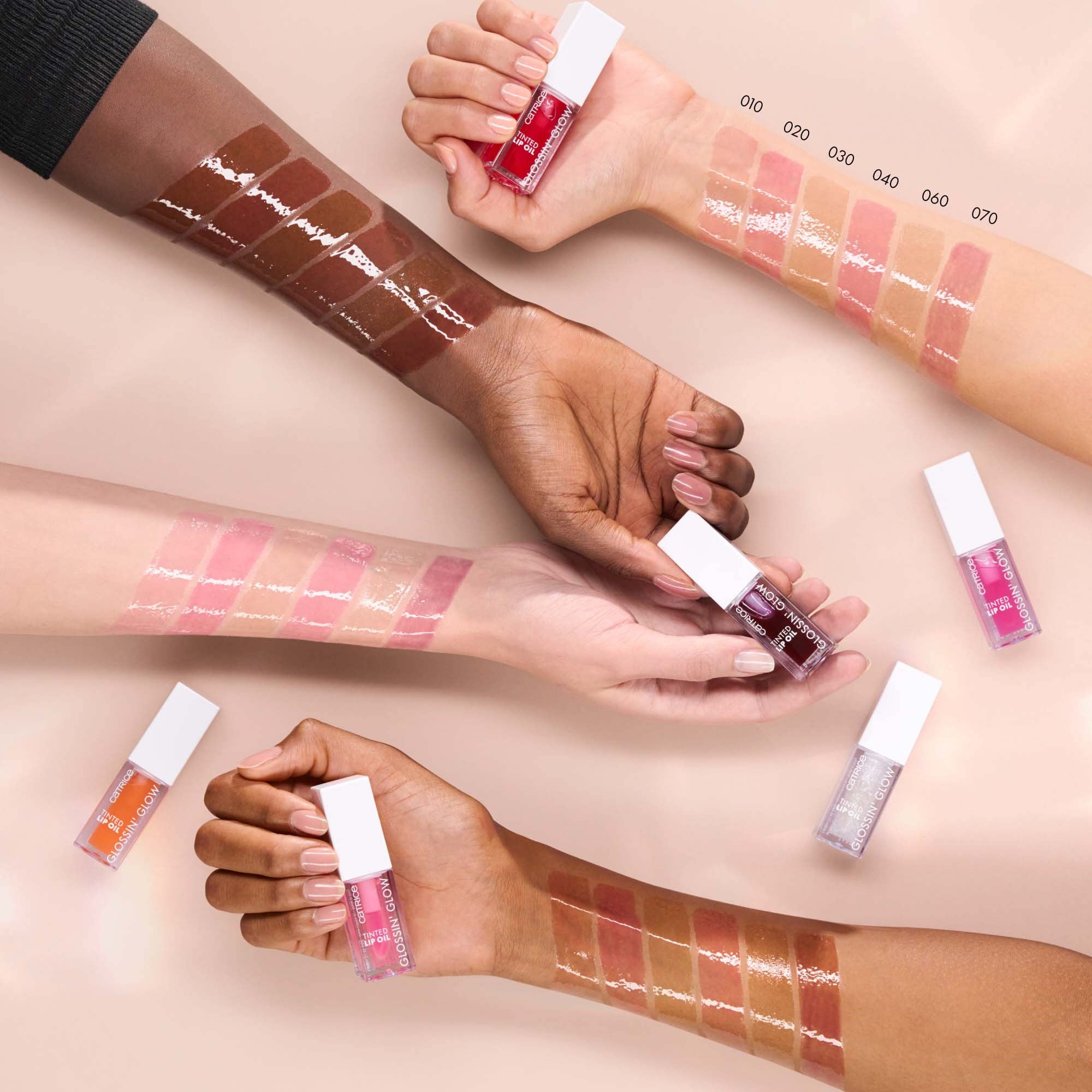 Catrice Glossin' Glow Tinted Lip Oil 070 Make A Move (obrázok 9)