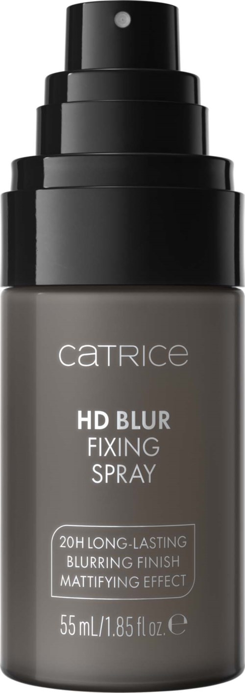 Eine graue Flasche von Catrice HD Blur Fixing Spray mit schwarzem Sprühkopf, zeigt Produktdetails und Größe.