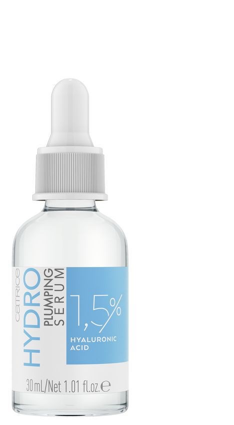 En liten klar flaske med pipette, merket 'HYDR8 PLUMPING SERUM 1,5% Hyaluronsyre'.