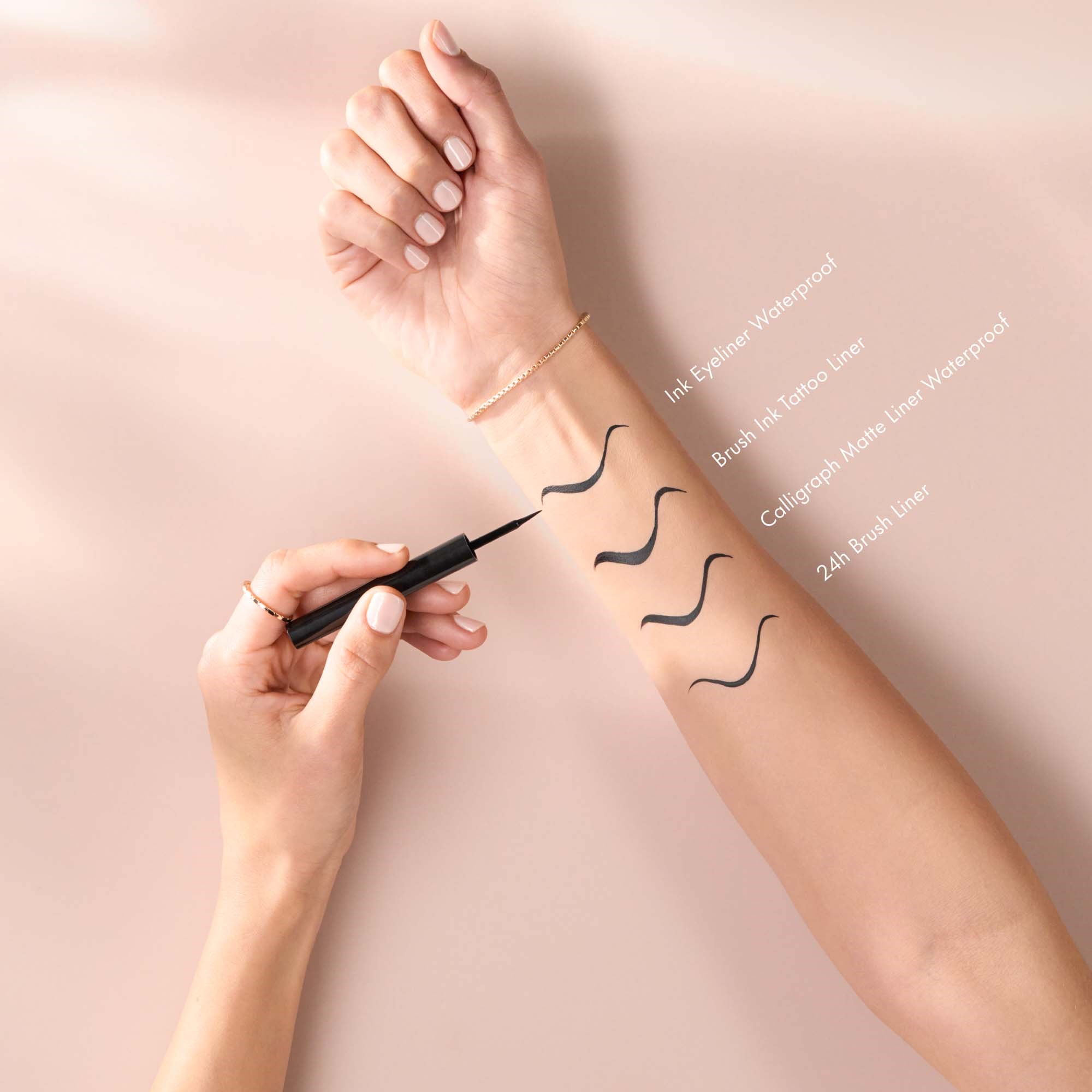 Catrice Ink Eyeliner Waterproof 010 Stay in Black (obrázok 9)