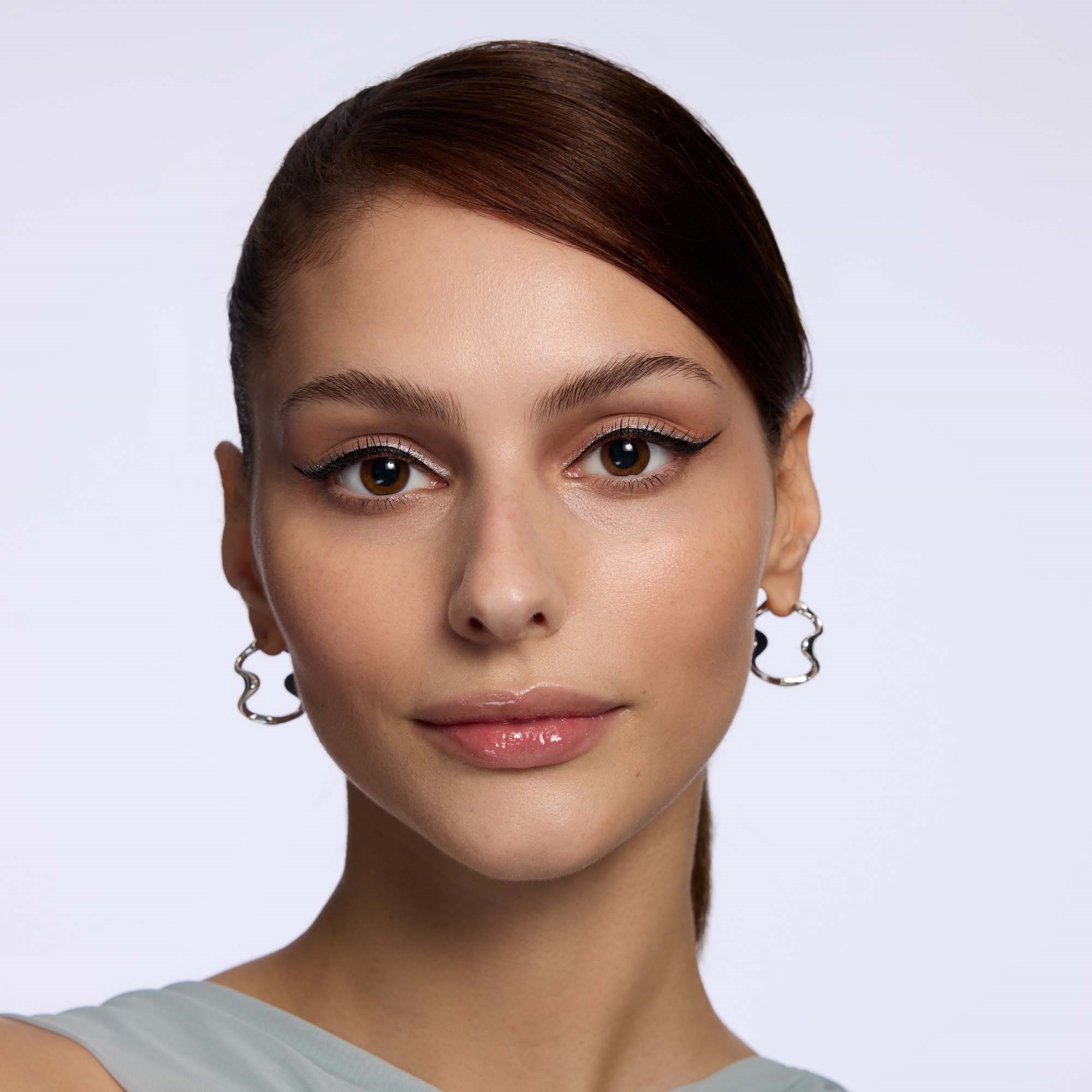 Catrice Eyeliner It's Easy Black Liner 10 (obrázok 6)
