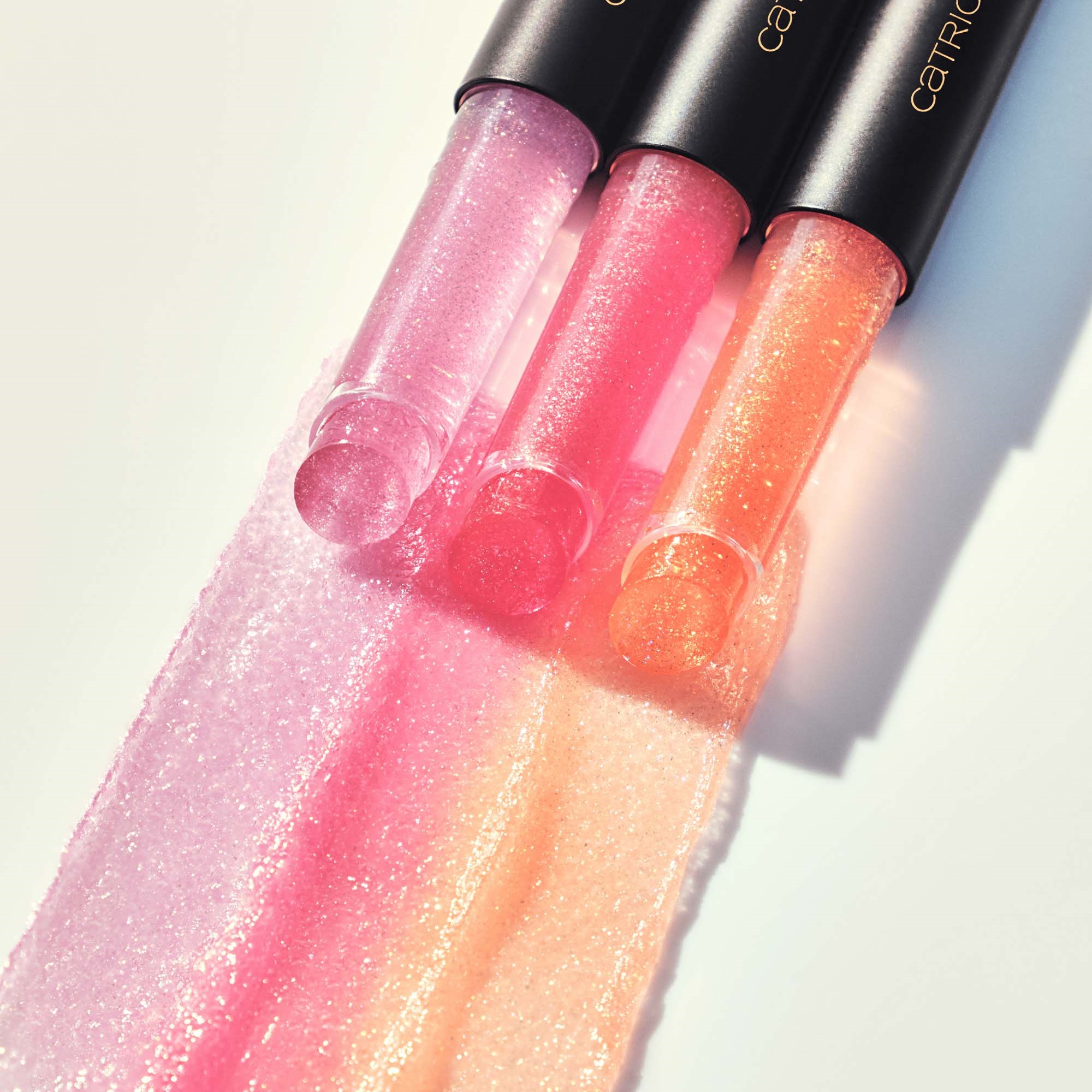 Catrice Jelly Spark Lip Balm 010 Shimmer Flex (obrázok 5)