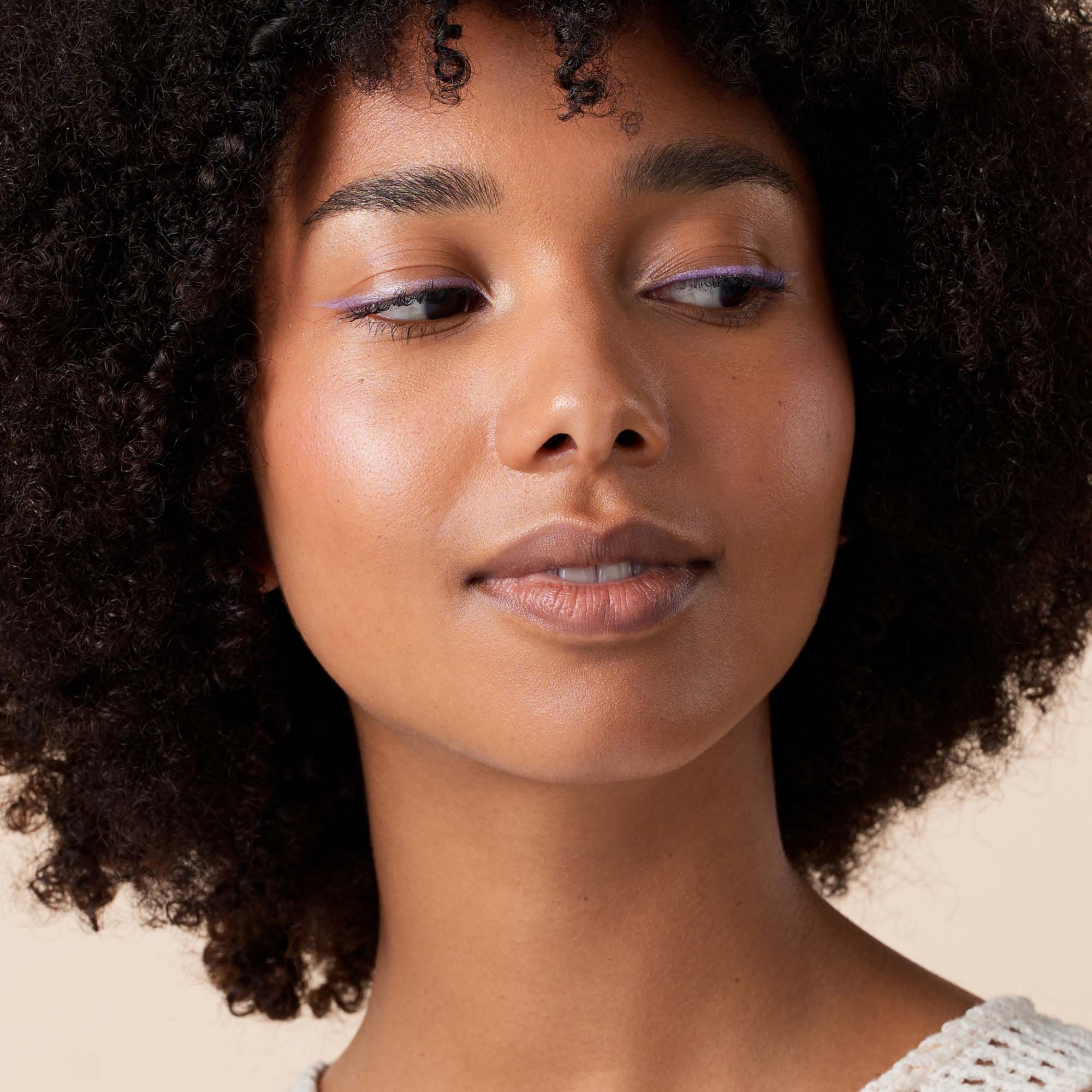 Catrice Kohl Kajal Waterproof 090 La La Lavender - kredka do oczu 090 (obrázok 6)