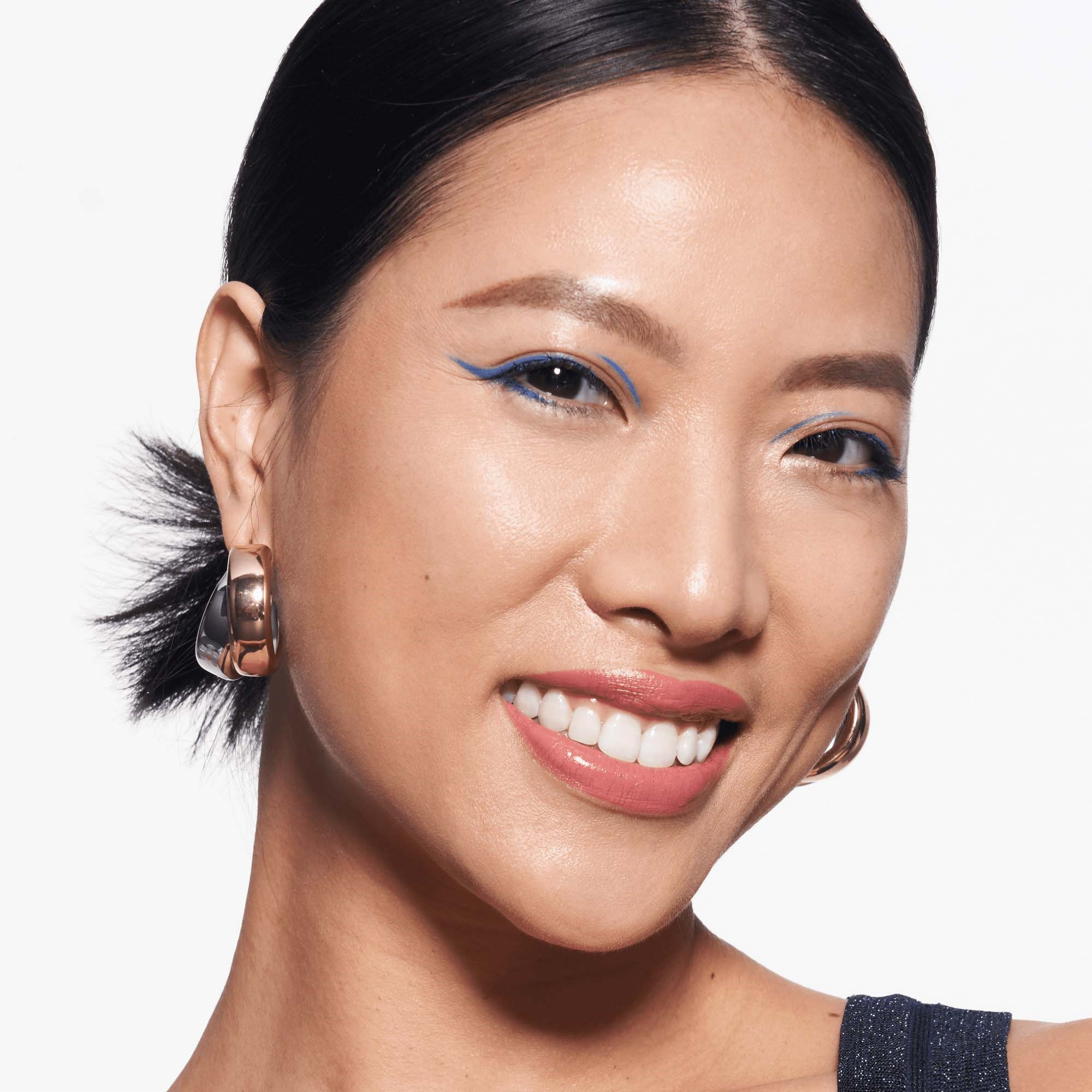 Catrice Kohl Kajal Waterproof 150 Ultra Marine (obrázok 7)