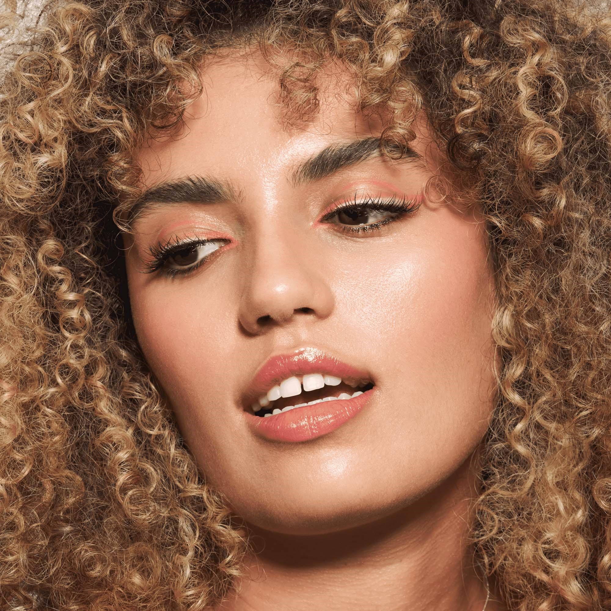 Catrice Kohl Kajal Waterproof 170 Candy Rose (obrázok 6)