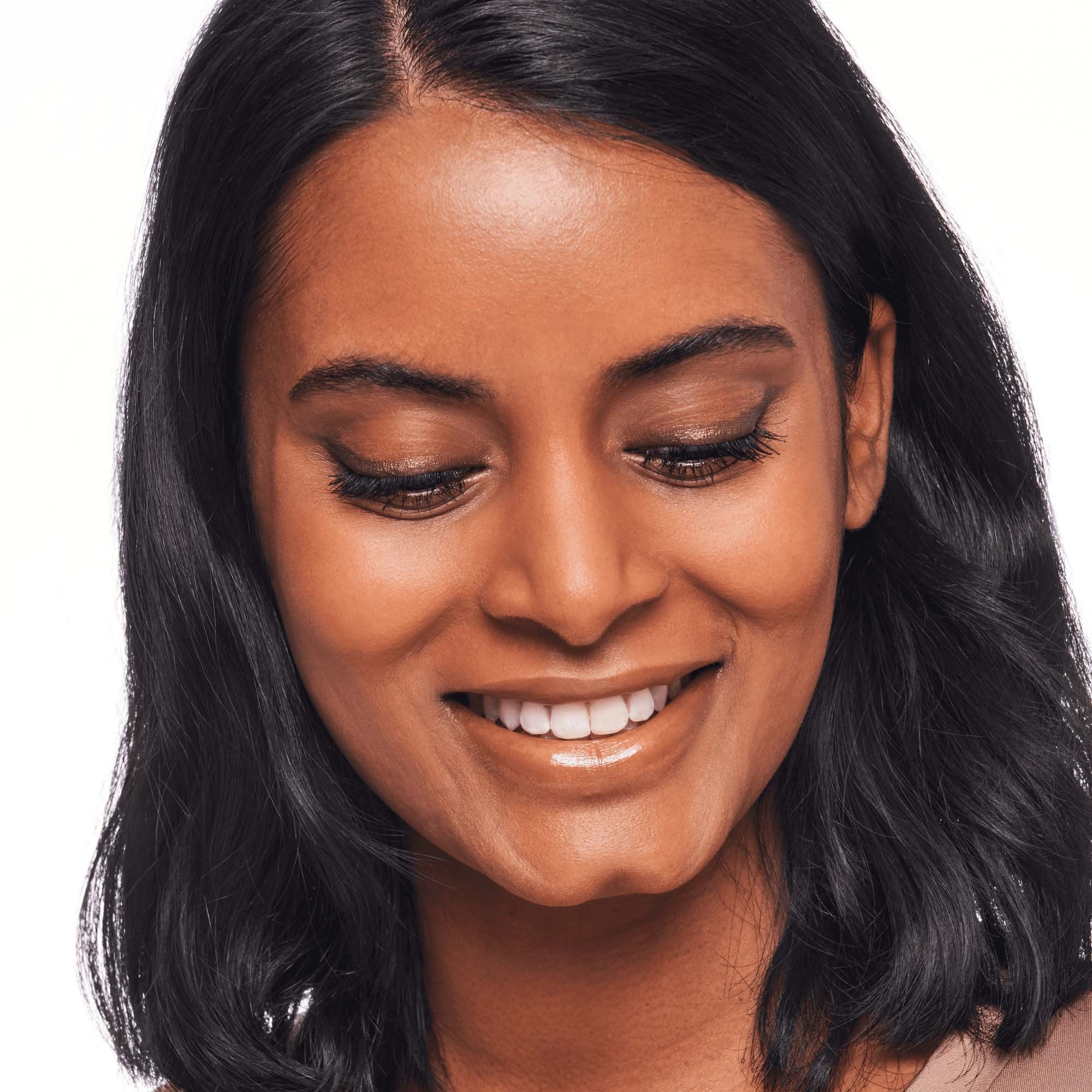 Catrice Kohl Kajal Waterproof 080 - kredka o oczu Dive Love Olive (obrázok 6)
