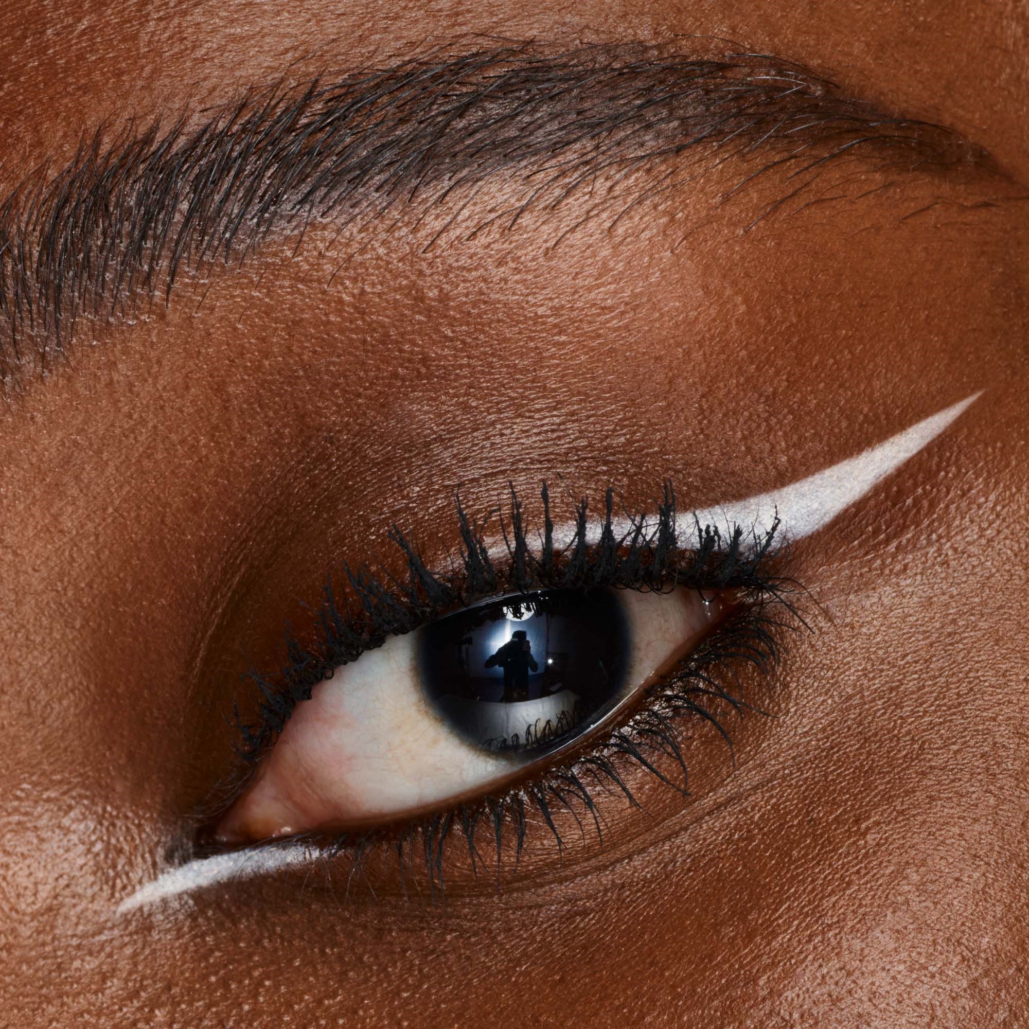 Catrice Kohl Kajal Waterproof 020 - kredka o oczu Tweet White (obrázok 5)