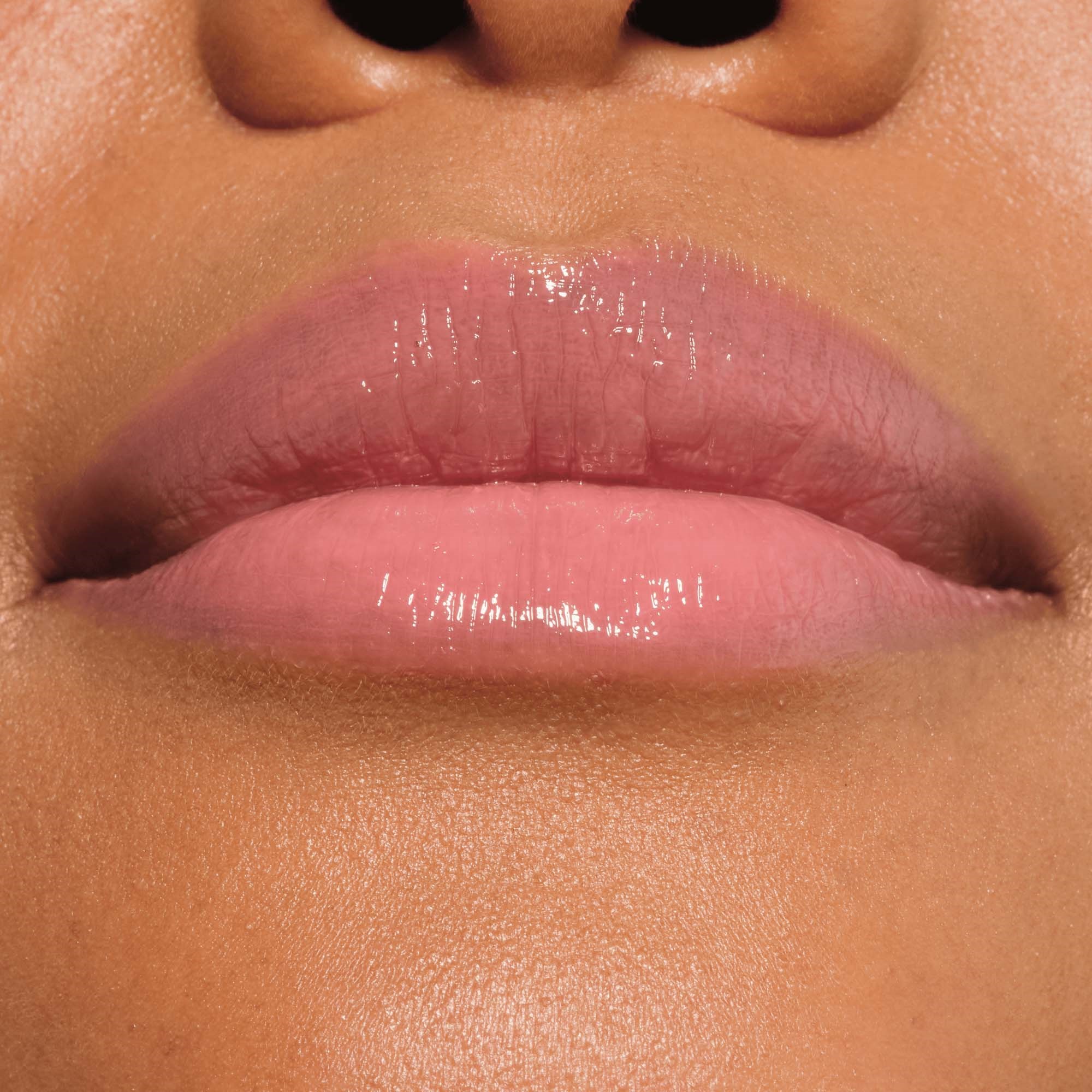 Catrice Melt & Plump Juicy Lip Plumper 020 Hyp-nude-tized (obrázok 4)