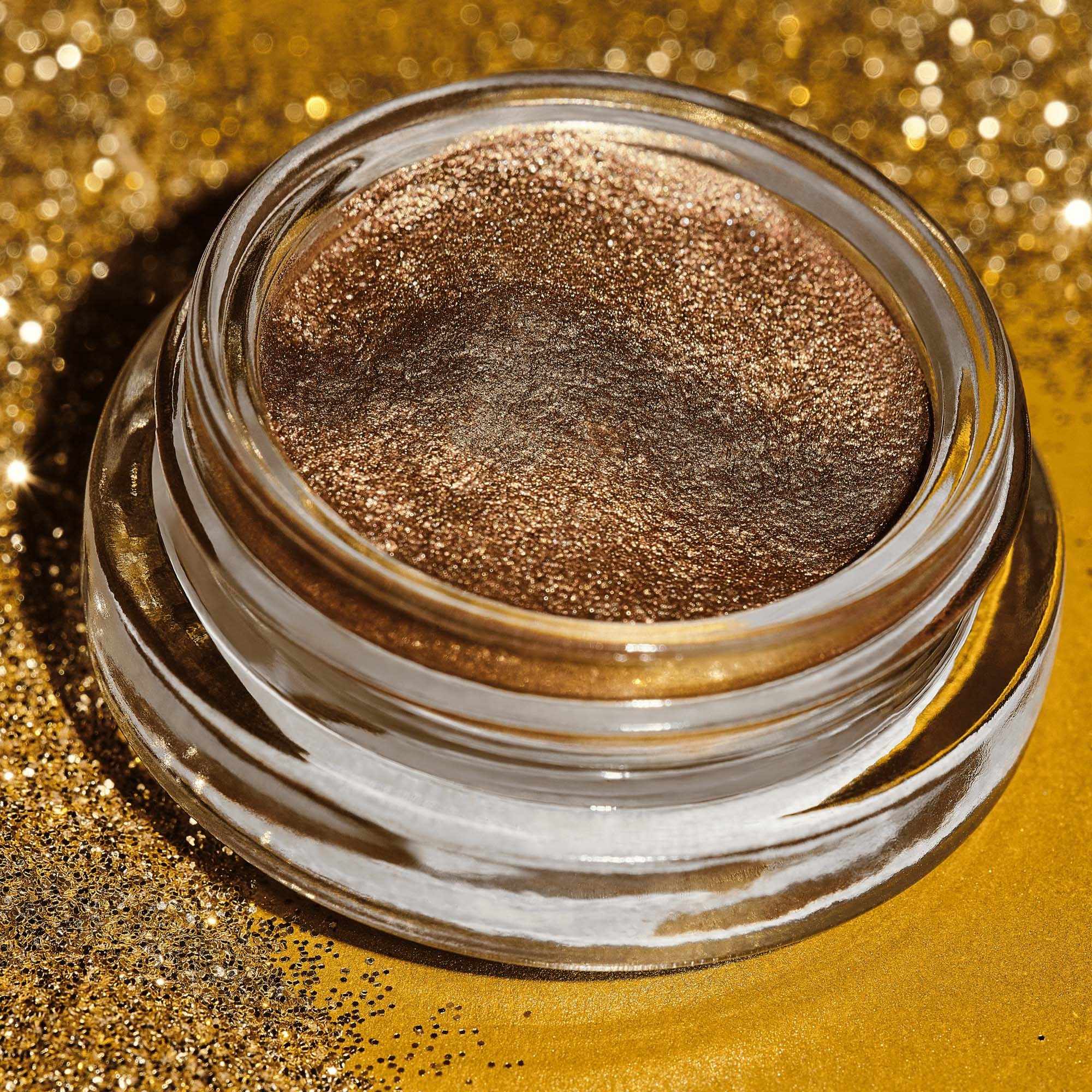 Catrice Metallic Spark Cream Eyeshadow 020 Diamond Dust (obrázok 10)