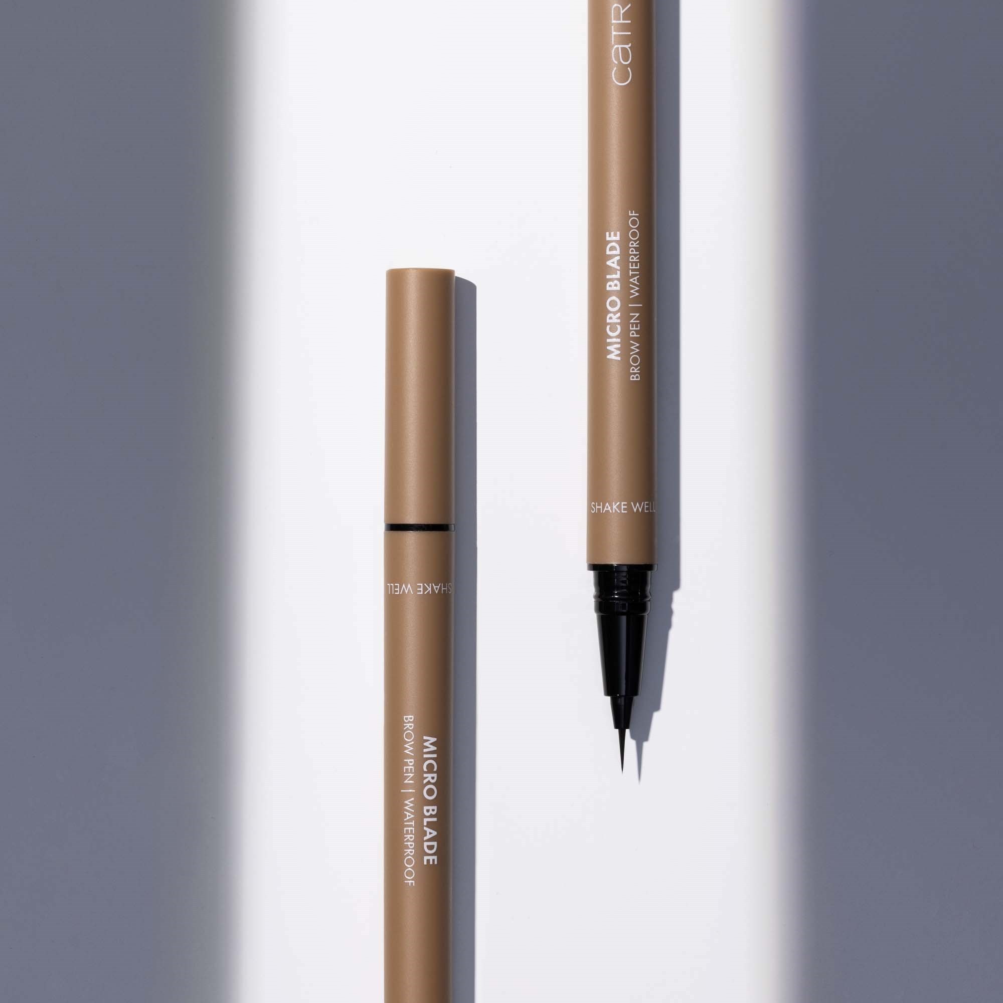 Catrice Micro Blade Brow Pen Waterproof 010 Soft Blonde (obrázok 6)
