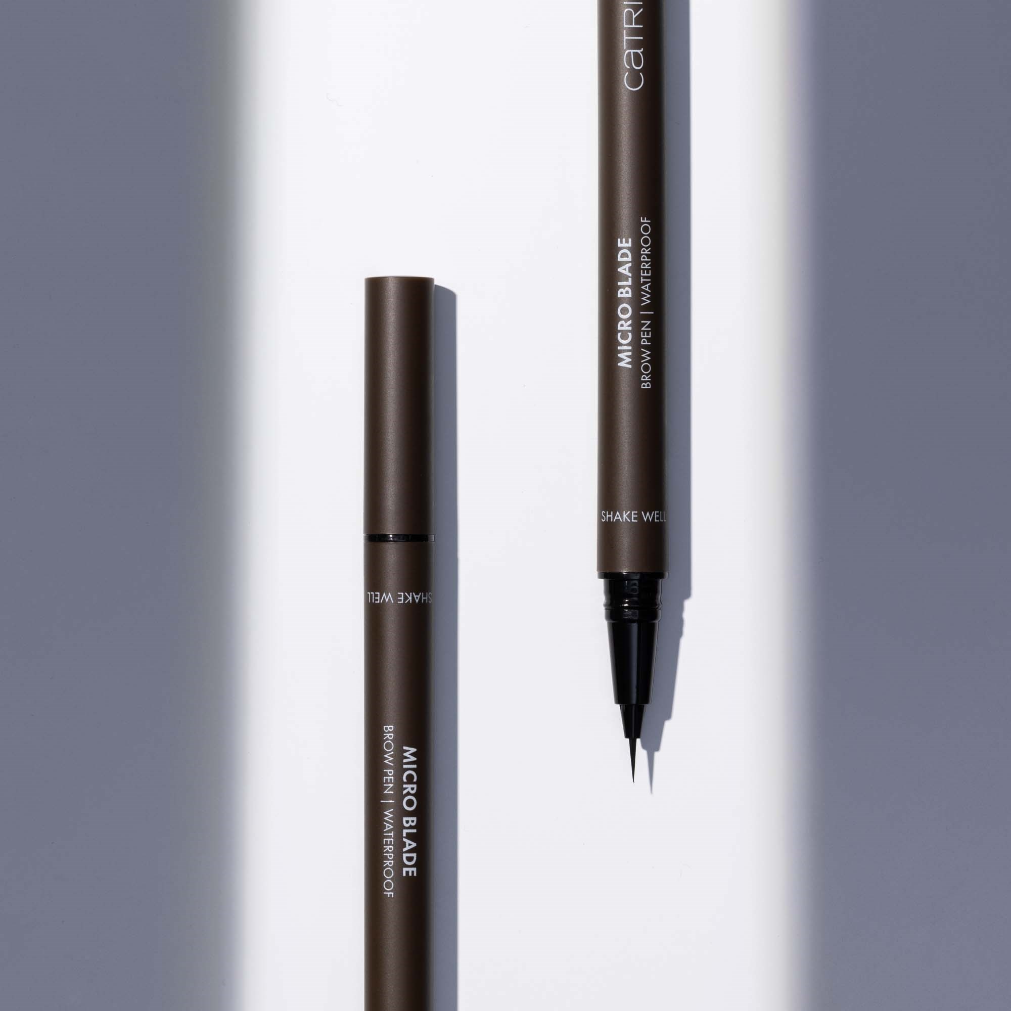 Catrice Micro Blade Brow Pen Waterproof 040 Bold Espresso (obrázok 5)