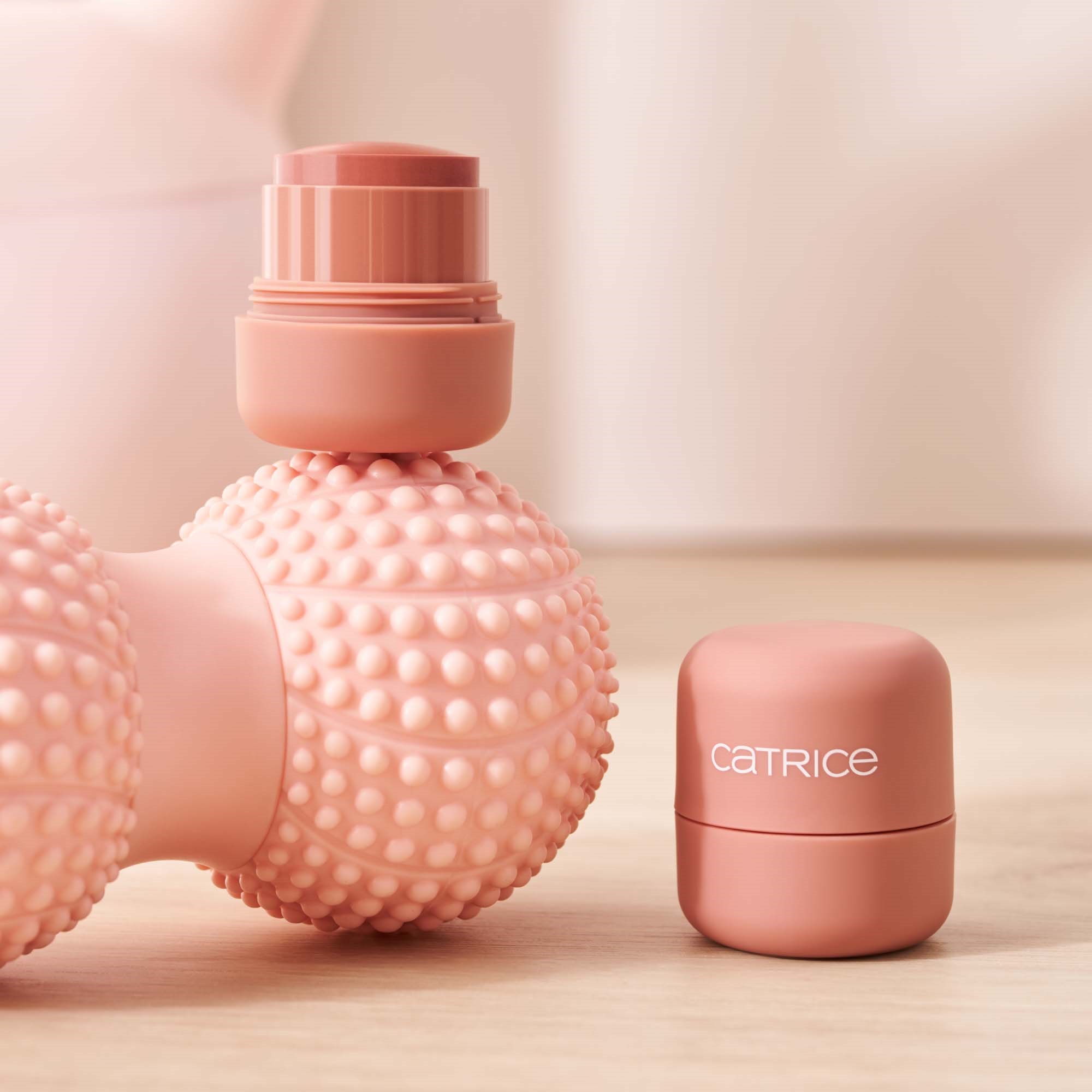 Catrice My Core Essentials Blushed & Beautiful Multi-Use Stick C01 Pea (zdjęcie 5)