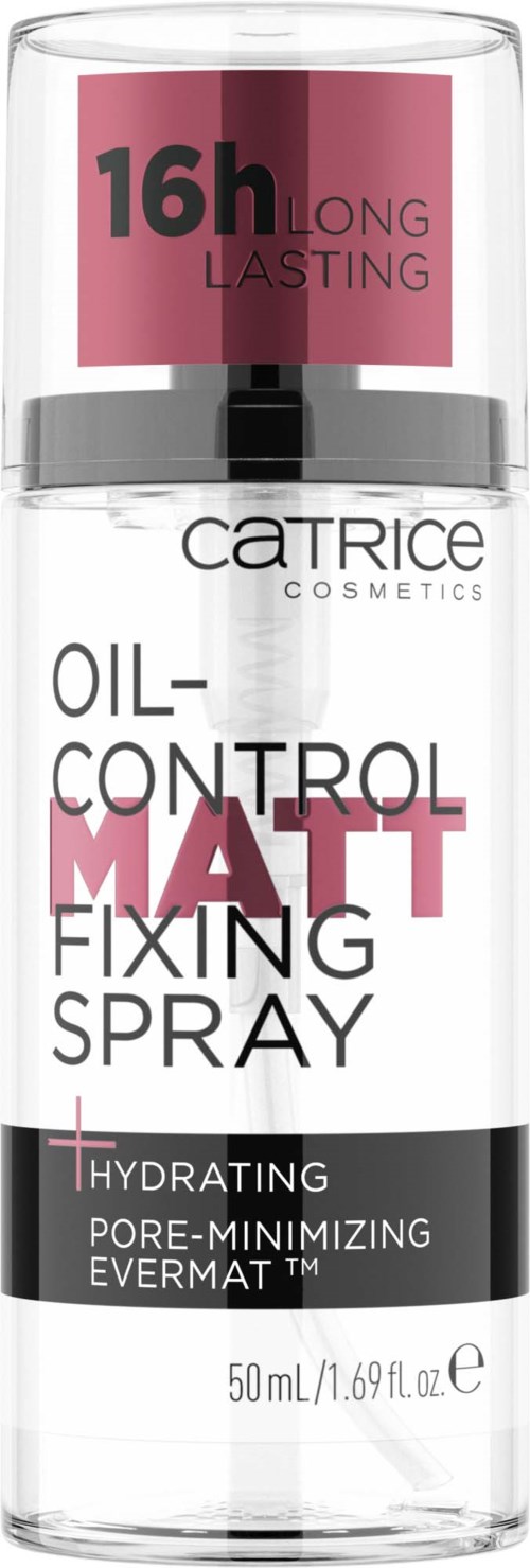En klar flaska med Catrice Oil-Control Matt Fixing Spray för matt och varaktig hudfinish.