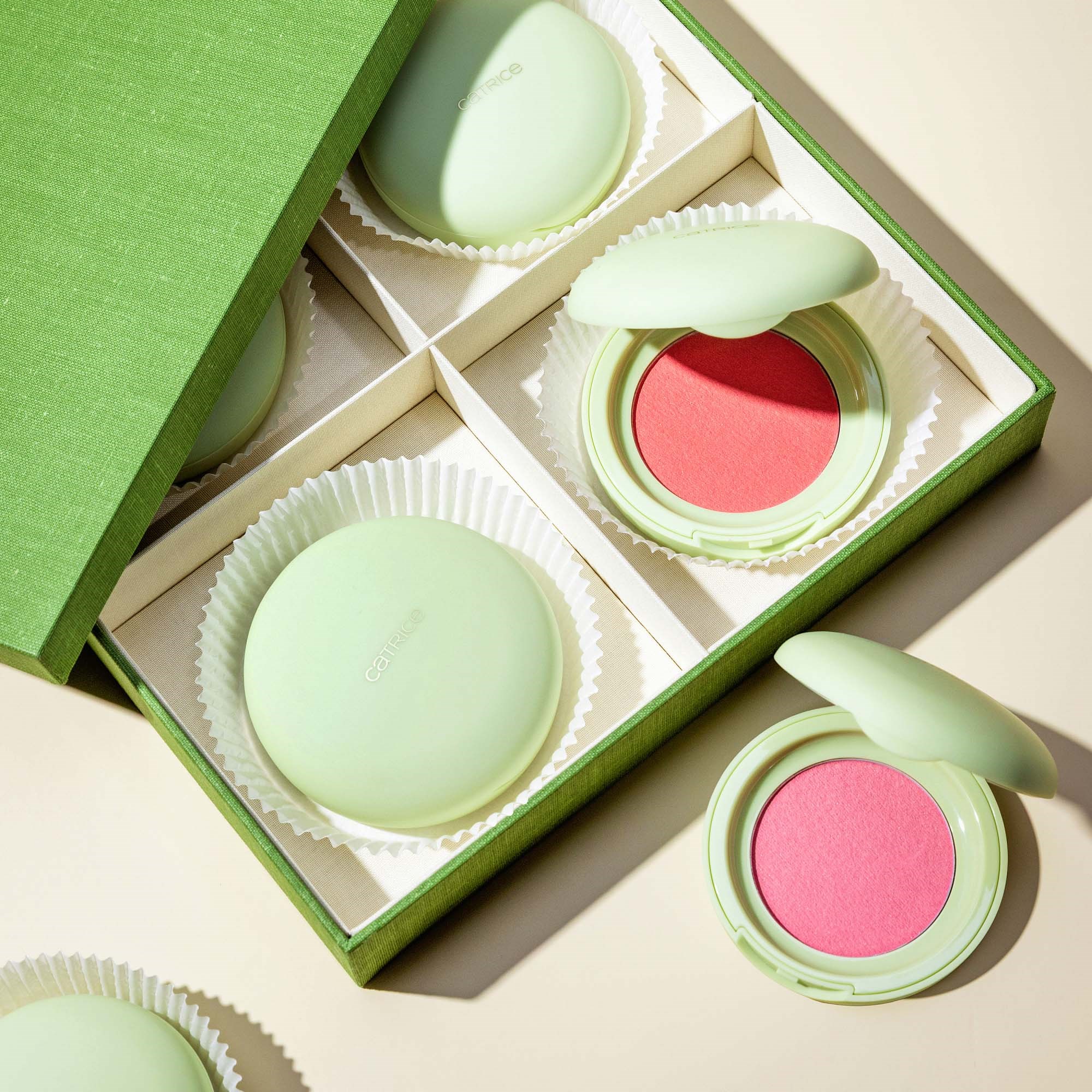 Catrice Pistachio Cream Delight Blush Cream C02 Strawberries & Cream (obrázok 6)