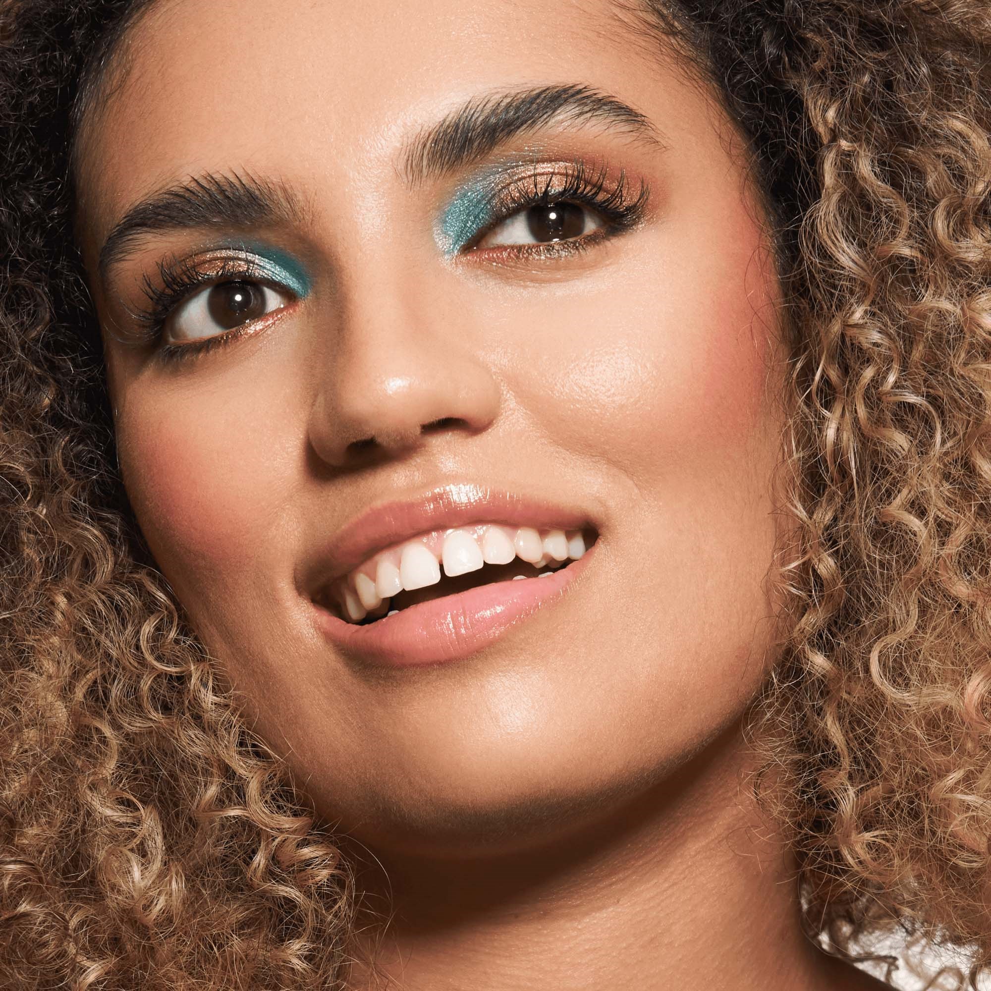 Catrice Plumping Lip Liner 160 S-peach-less (obrázok 8)