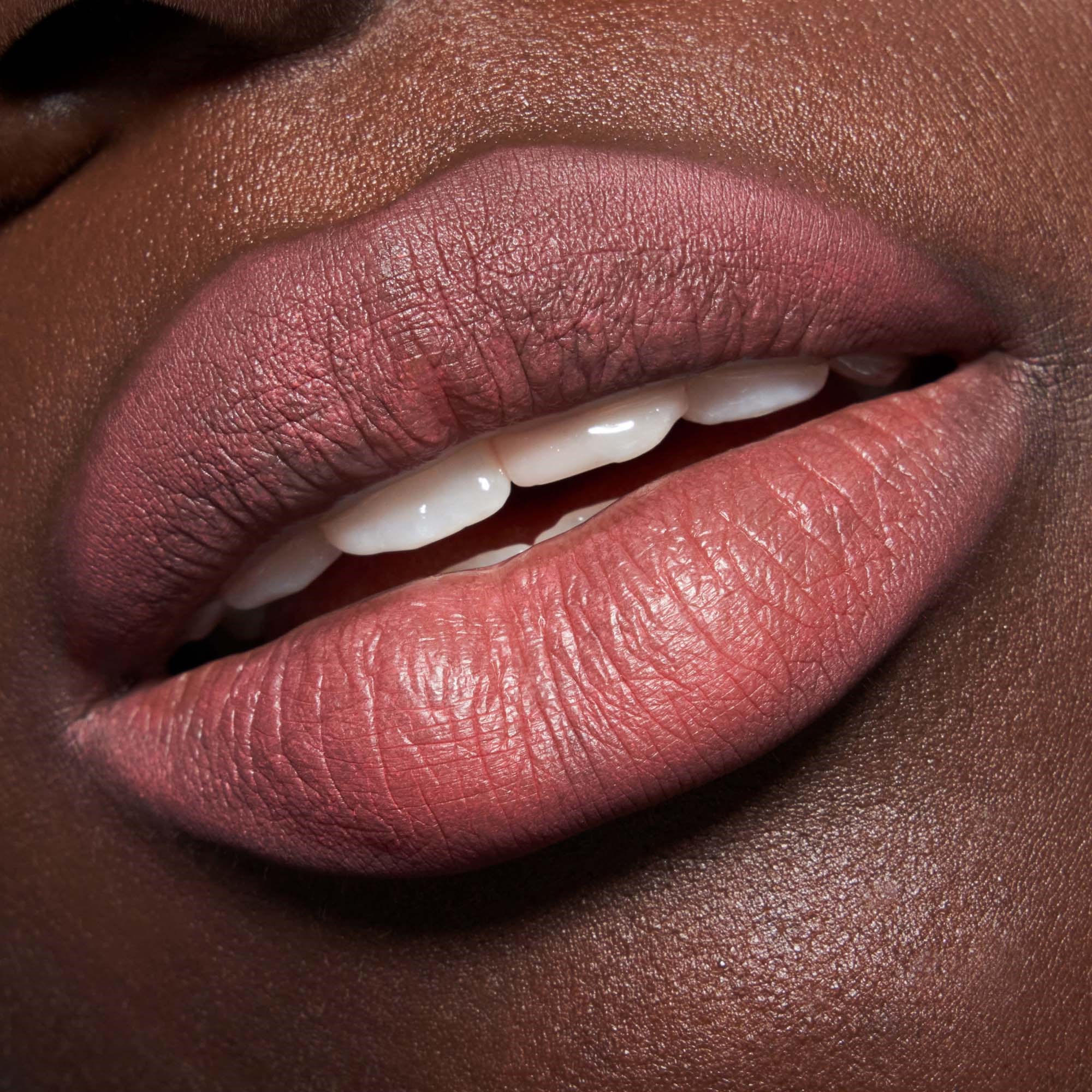 Catrice Plumping Lip Liner 200 Rosie Feels Rosy (obrázok 4)