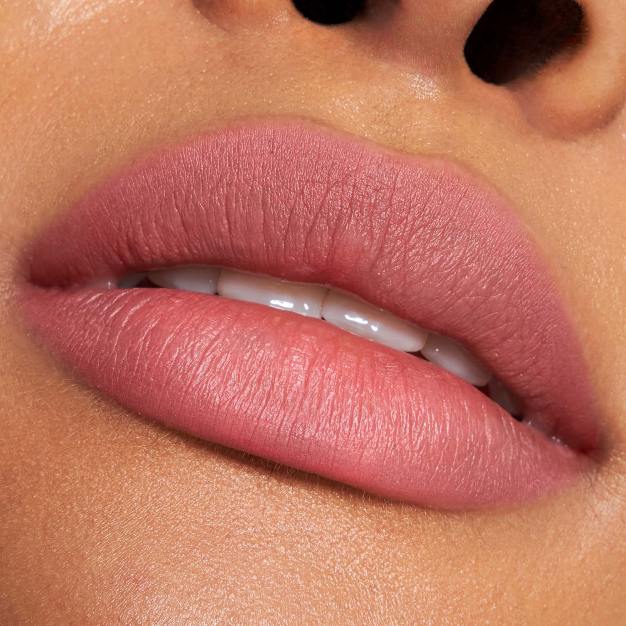 Catrice Plumping Lip Liner 200 Rosie Feels Rosy (obrázok 5)