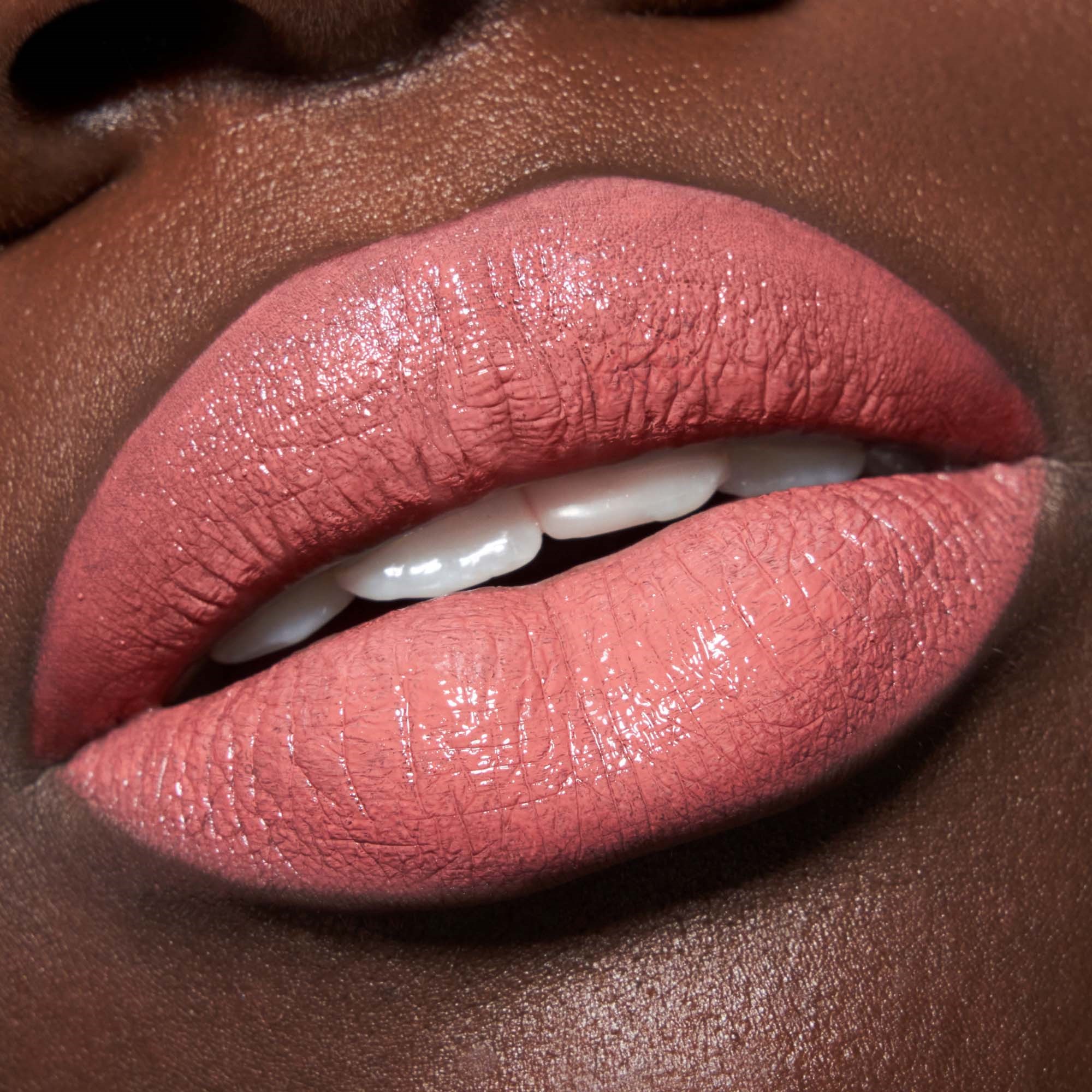 Catrice Shine Bomb Lip Lacquer 030 Sweet Talker (obrázok 5)