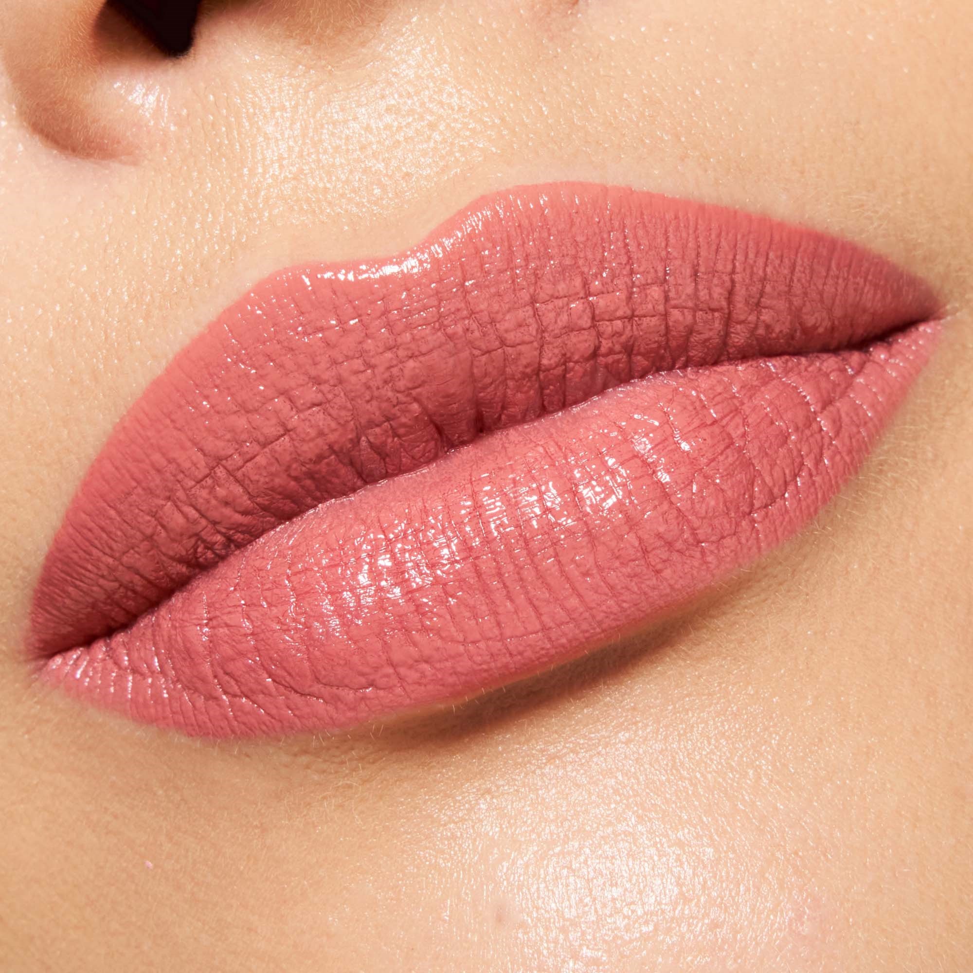 Catrice Shine Bomb Lip Lacquer 030 Sweet Talker (obrázok 7)