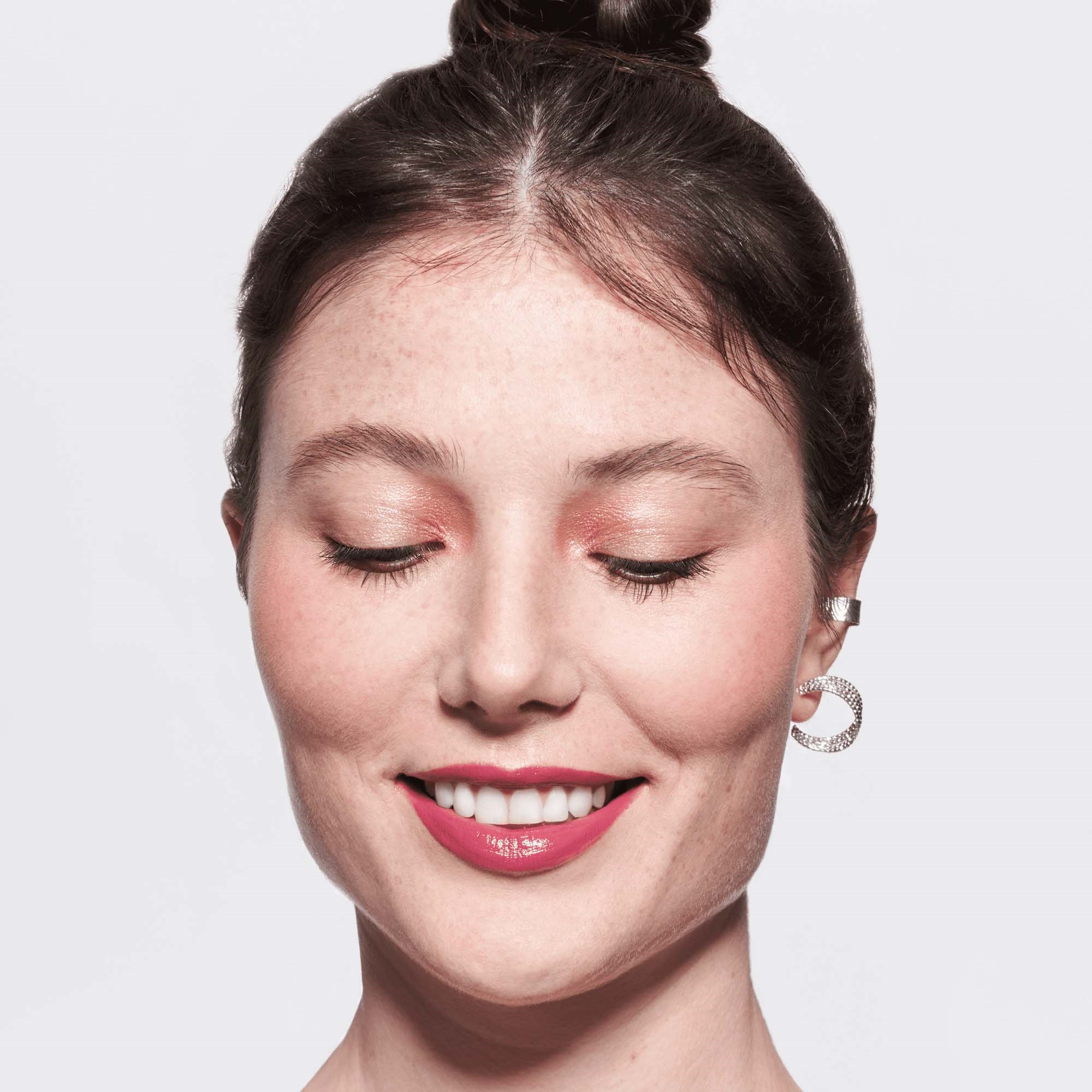 Catrice Shine Bomb Lip Lacquer 060 Pinky Promise (obrázok 11)