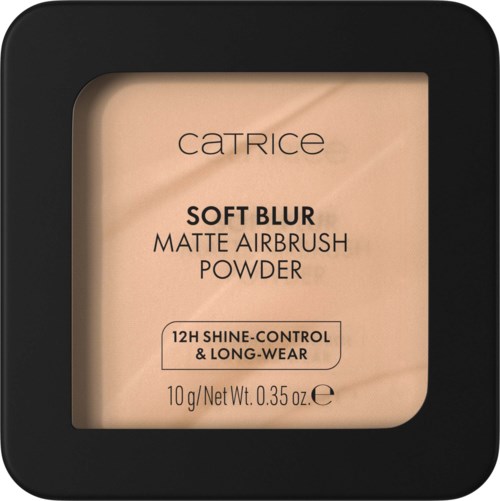 Catrice Soft Blur matte puder med 12 timmars glanskontroll och lång hållbarhet, i en fyrkantig behållare med beige makeupprodukt.
