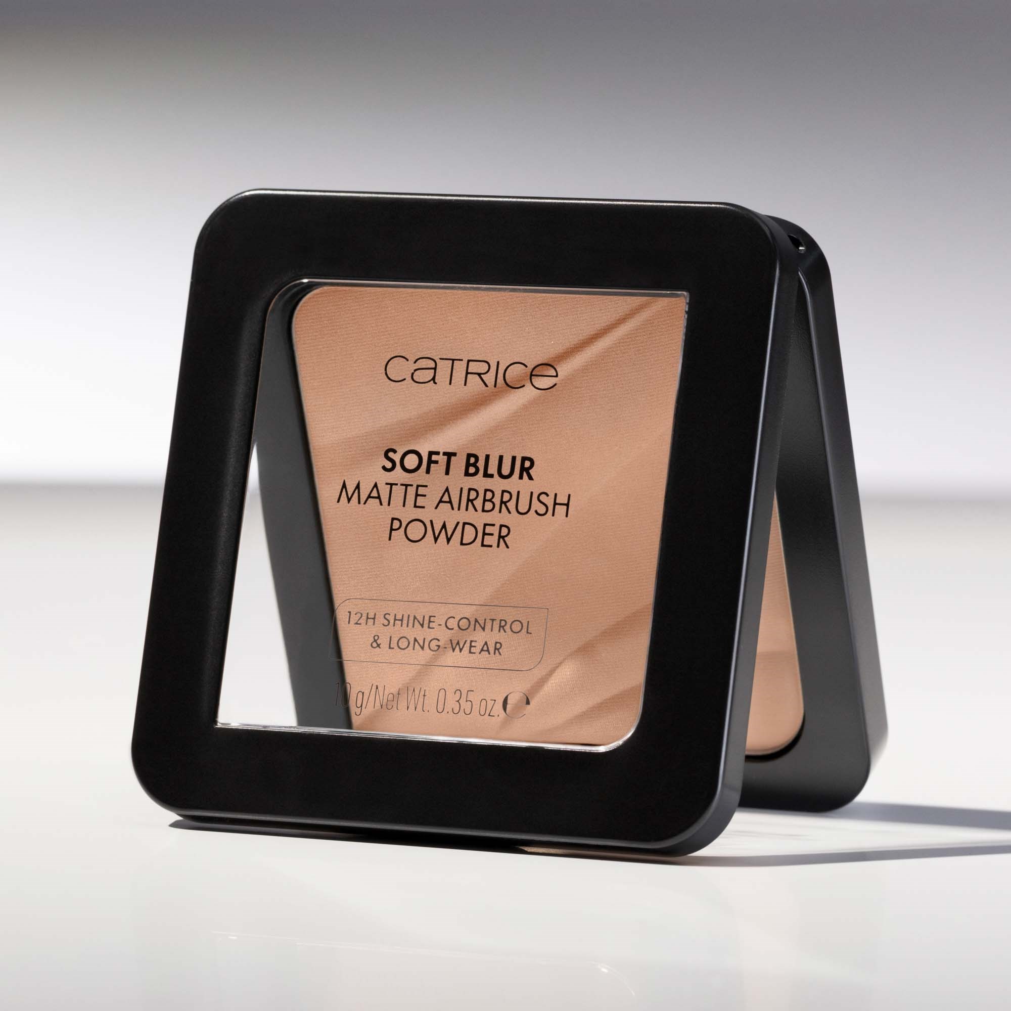 Catrice Soft Blur Matte Airbrush Powder 030W (obrázok 5)