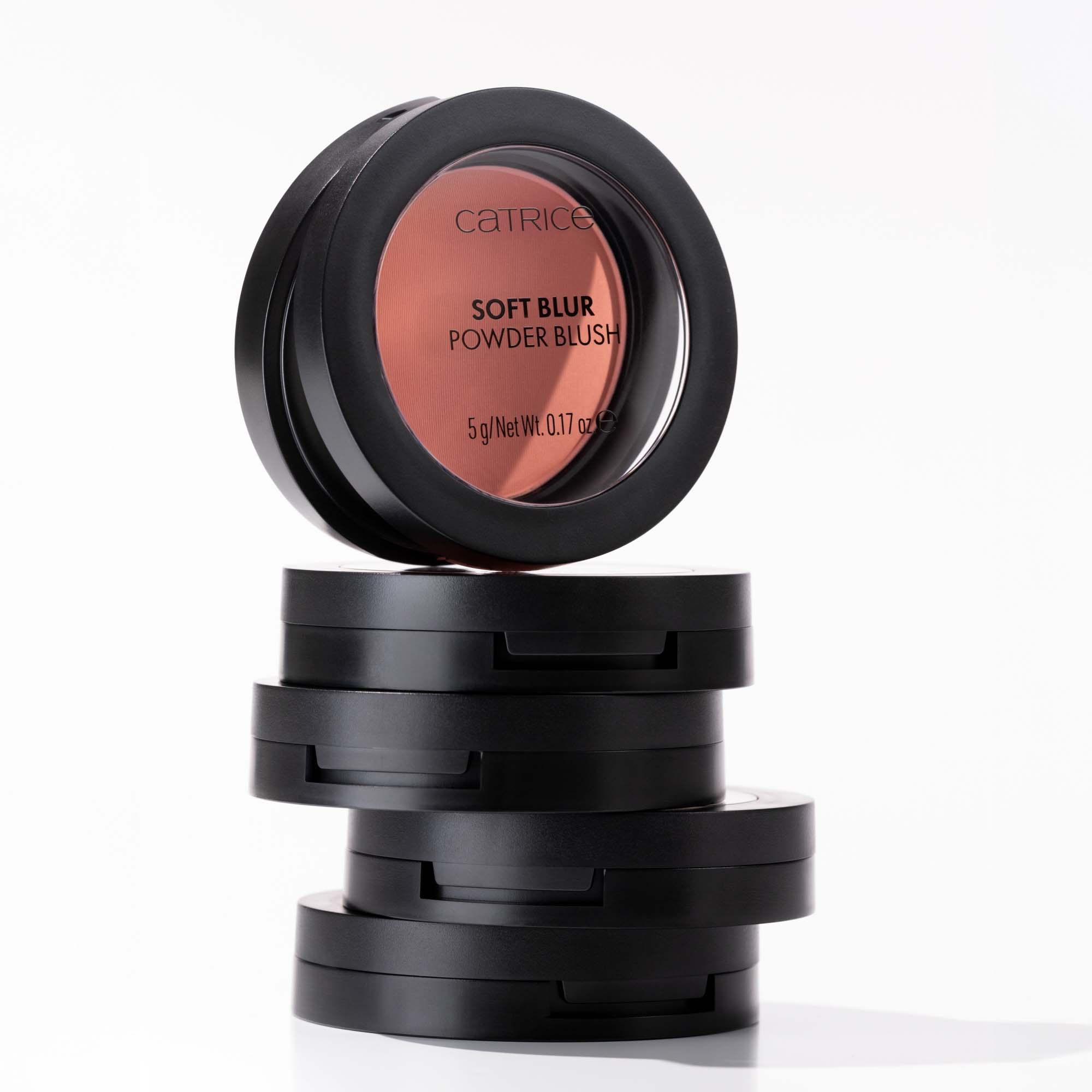 Catrice Soft Blur Powder Blush 010 Lychee Lush (obrázok 5)