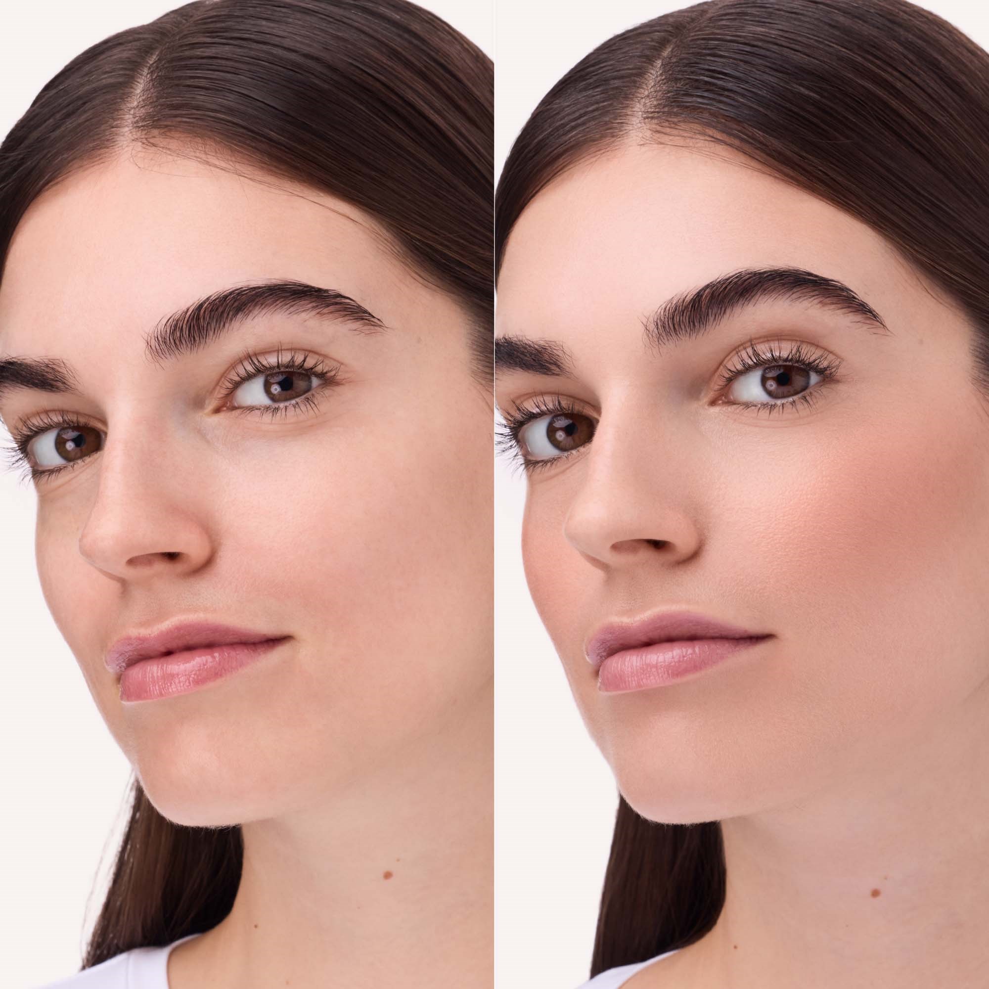 Catrice Soft Blur Powder Blush 020 Coral Cloud (obrázok 3)