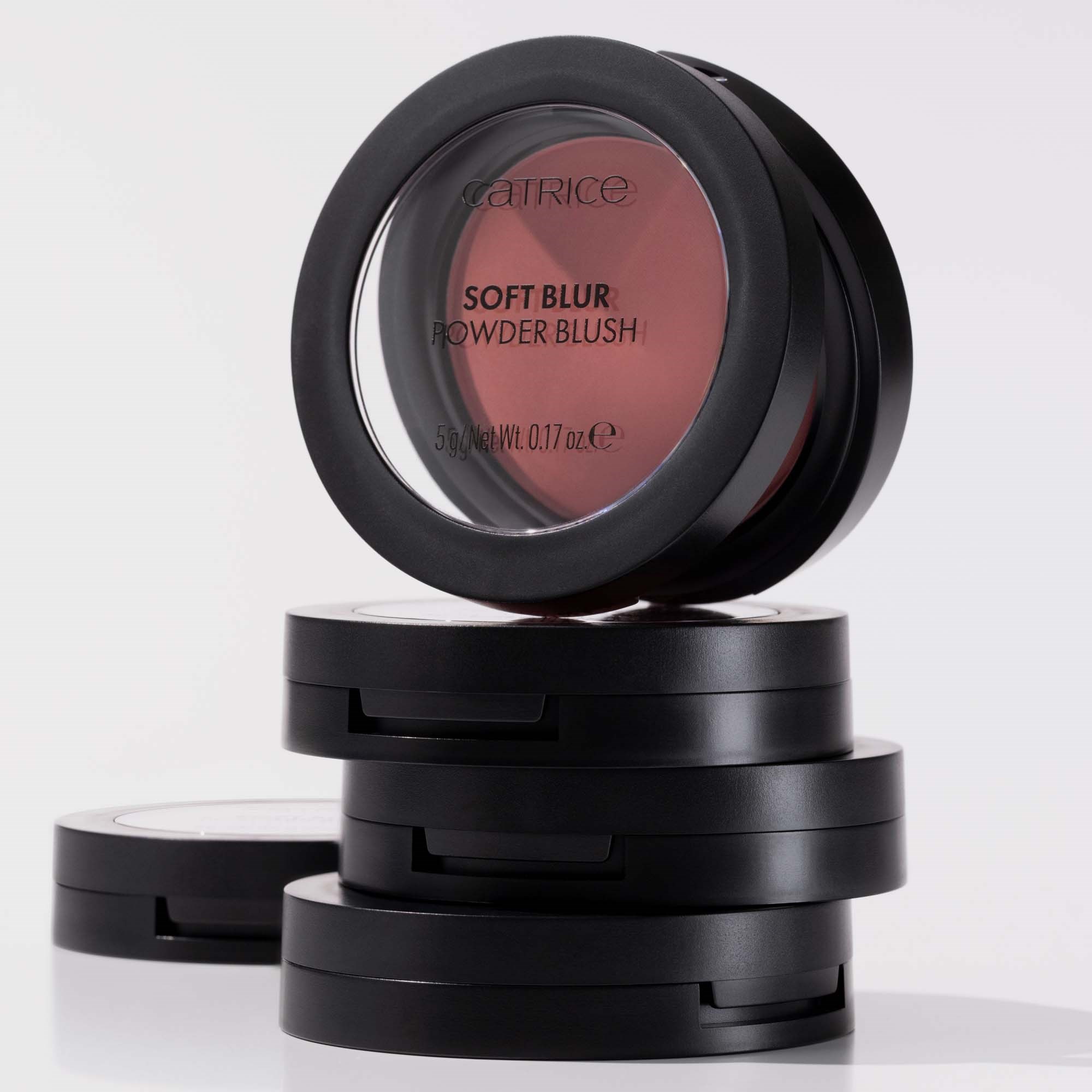 Catrice Soft Blur Powder Blush 060 Berry me later! (obrázok 5)