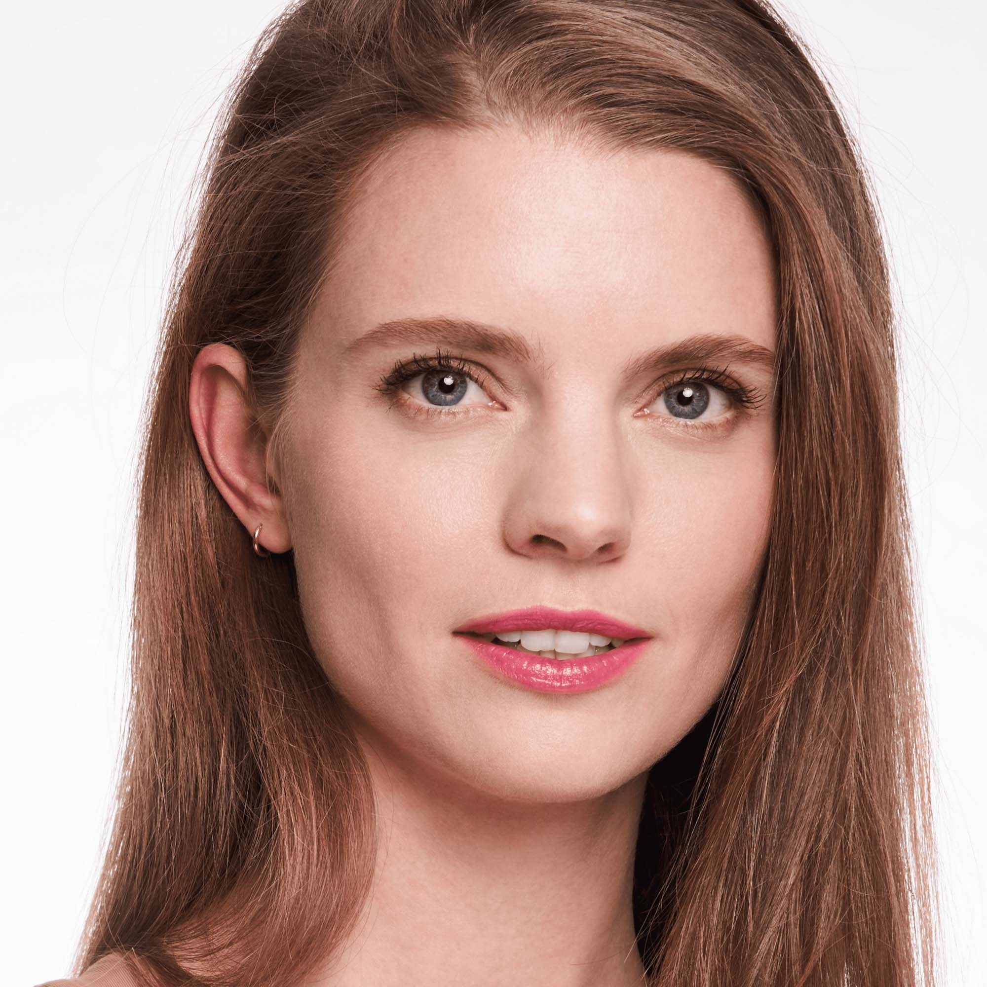 Catrice Puder brązujący - Sun Glow Matt Bronzing Powder 30 (obrázok 4)