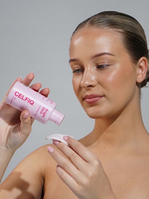 CELFIQ Bright Elixir Exfoliating toner 125 ml