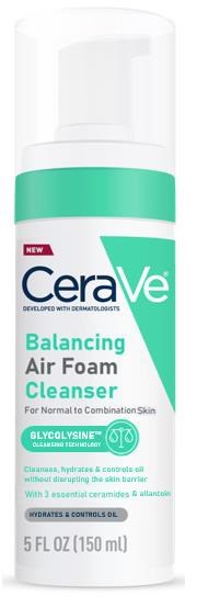 Een witte en groene fles CeraVe Balancing Air Foam Cleanser voor normale tot gemengde huid, met pomp bovenop.