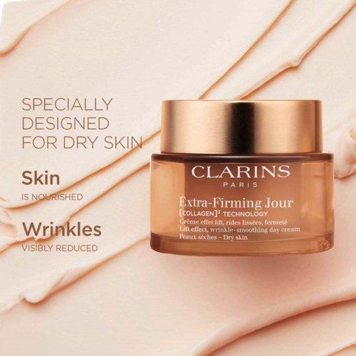Purkki Clarins Extra-Firming Day Cream, jossa teksti sen eduista kuivalle iholle ja ryppylle.
