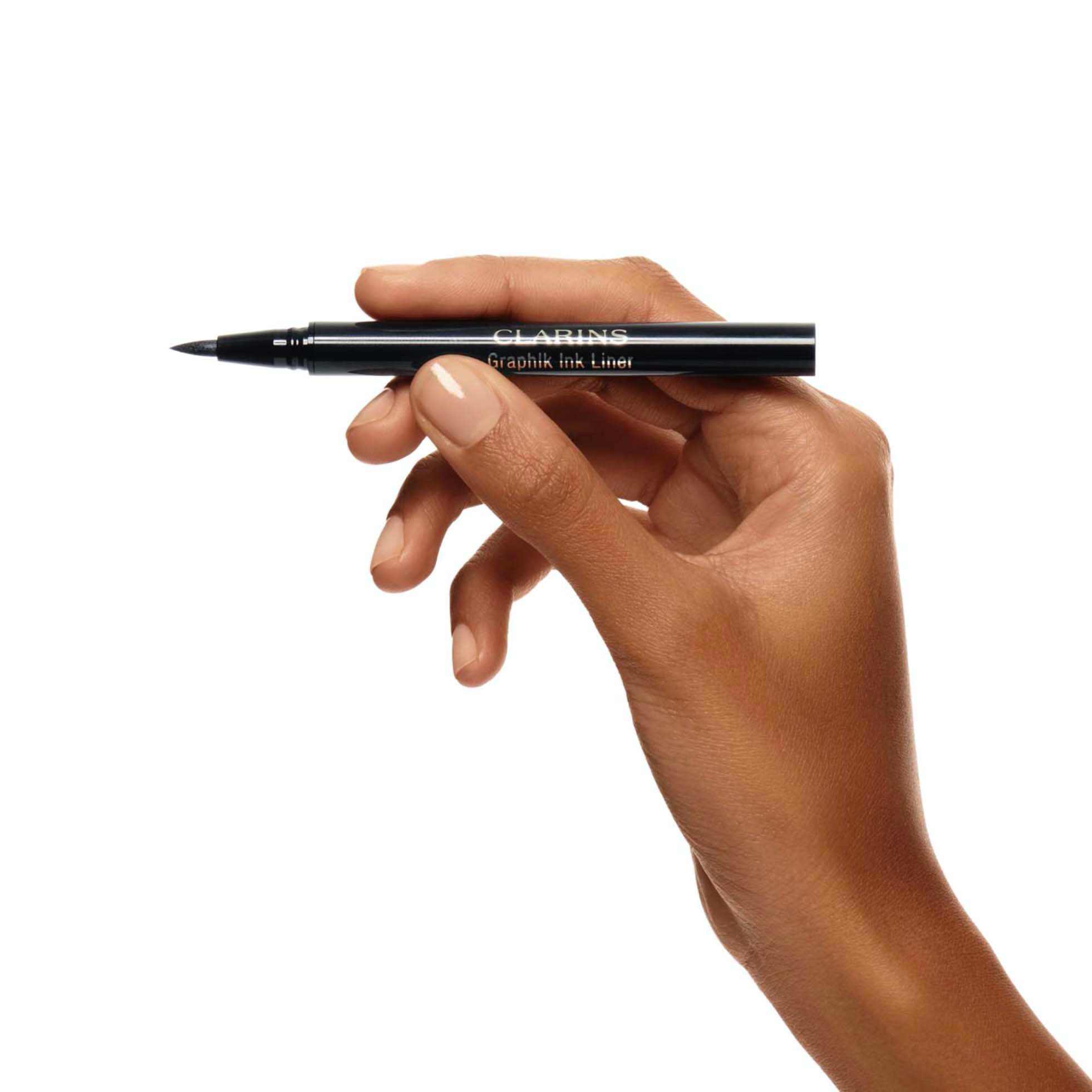 Clarins Graphik Liner 01 Black (obrázok 4)