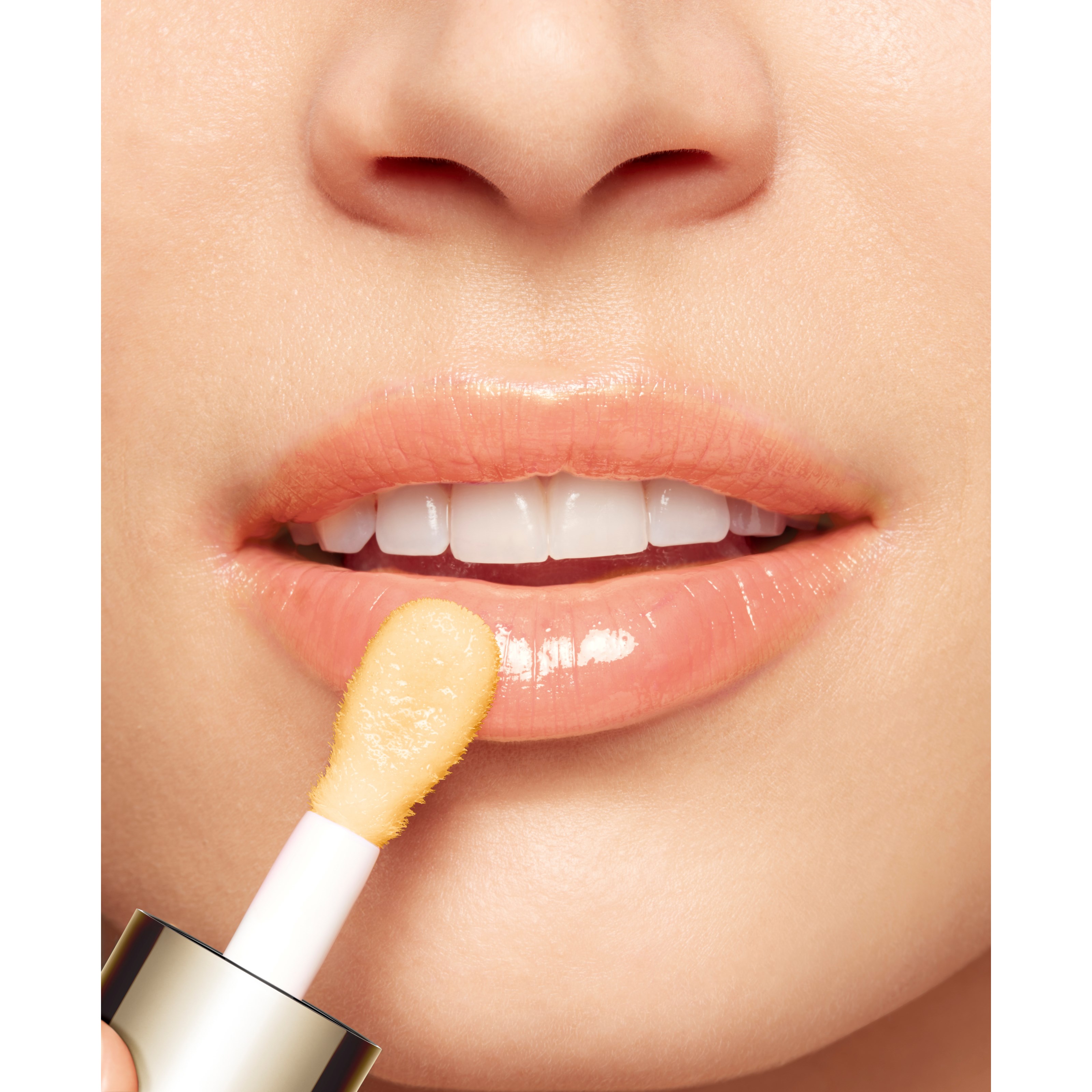 Clarins Lip Comfort Oil 01 Honey (obrázok 3)