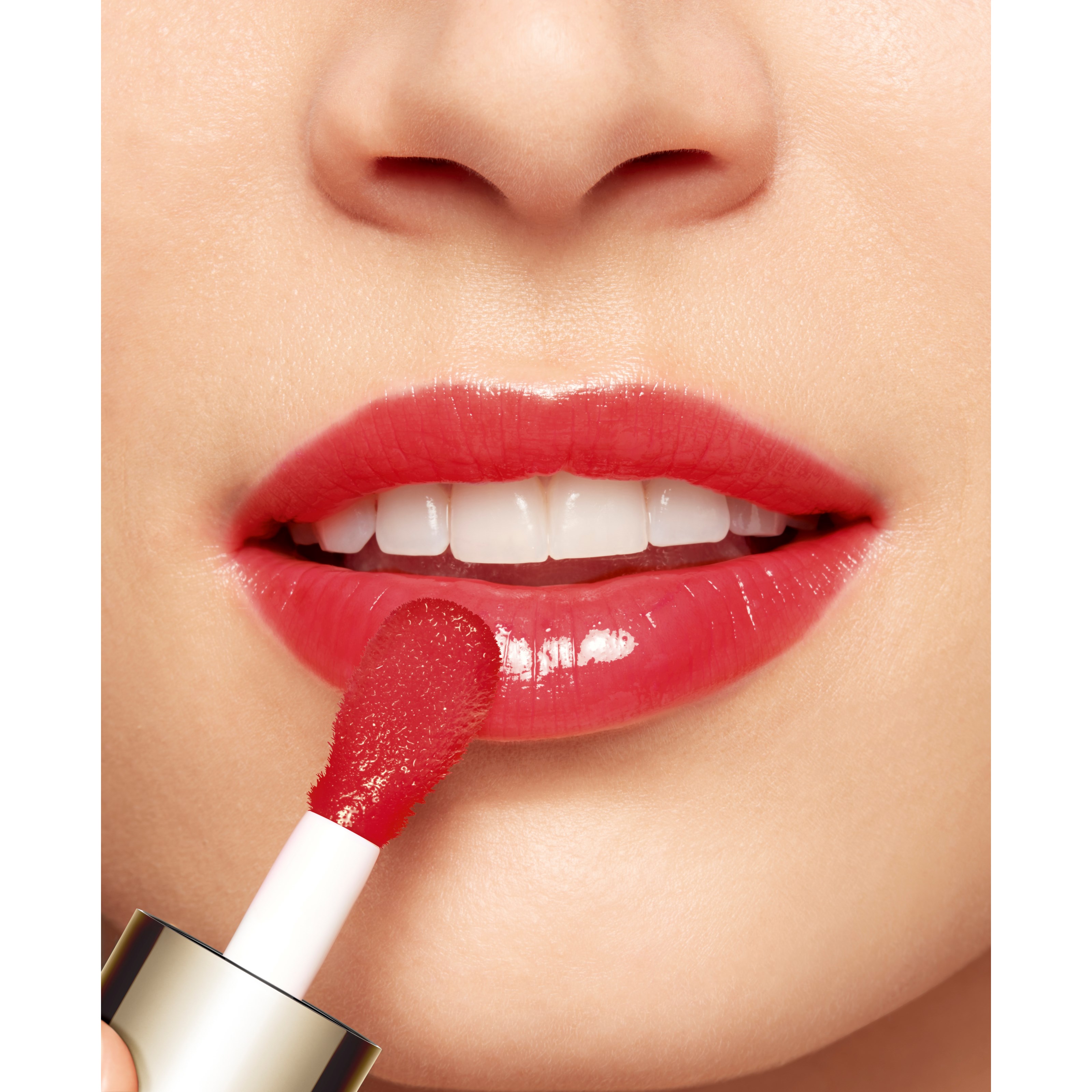 Clarins Lip Comfort Oil 03 Cherry (obrázok 3)