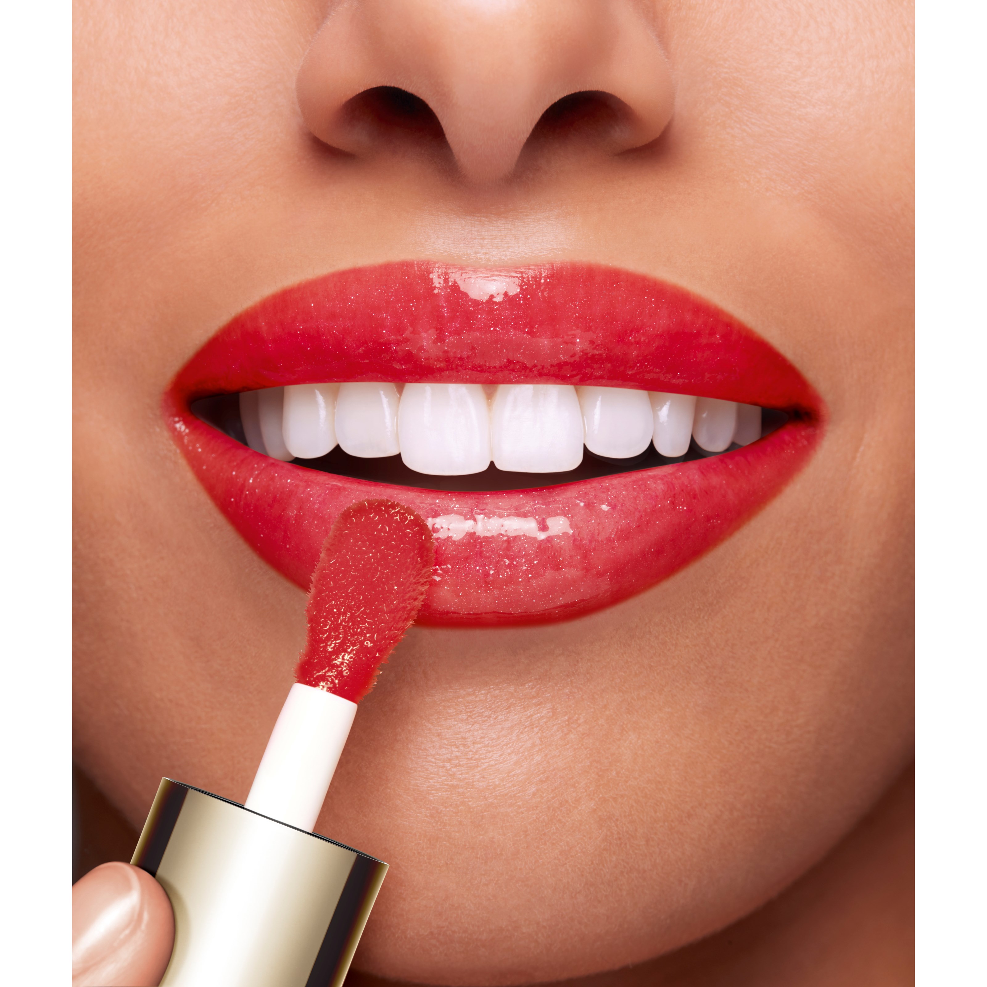 Clarins Lip Comfort Oil 03 Cherry (obrázok 4)