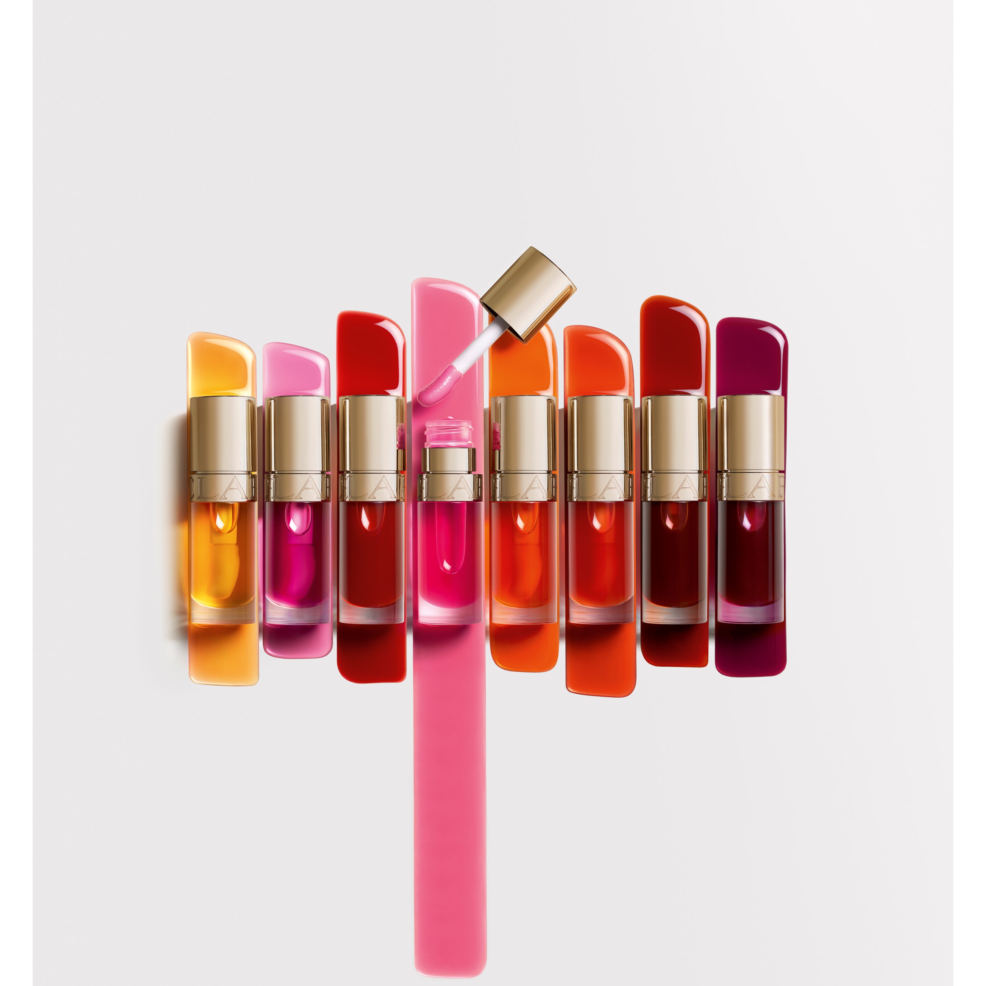 Clarins Lip Comfort Oil 03 Cherry (obrázok 7)