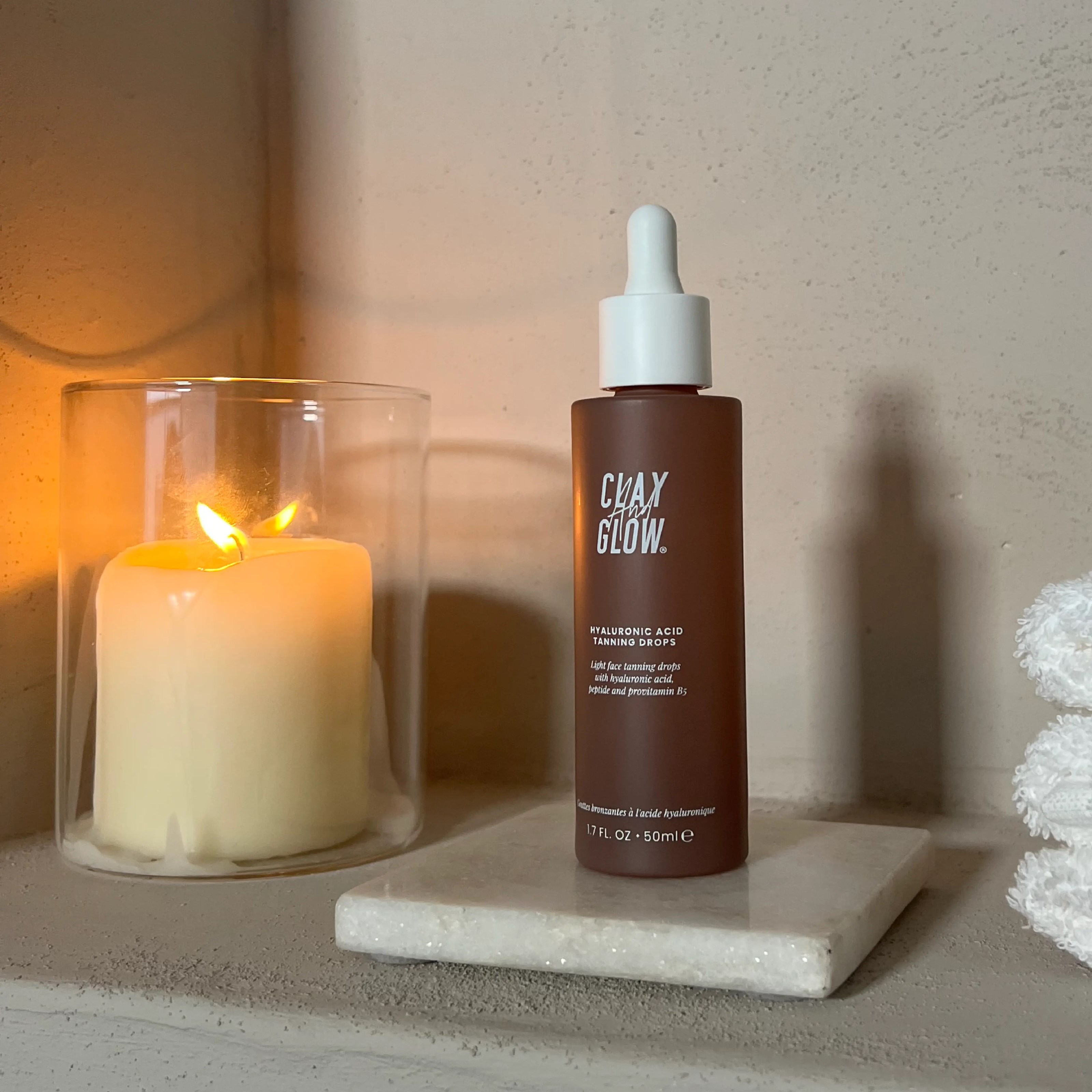 Clay And Glow Hyaluronic Acid Tanning Drops (obrázok 4)