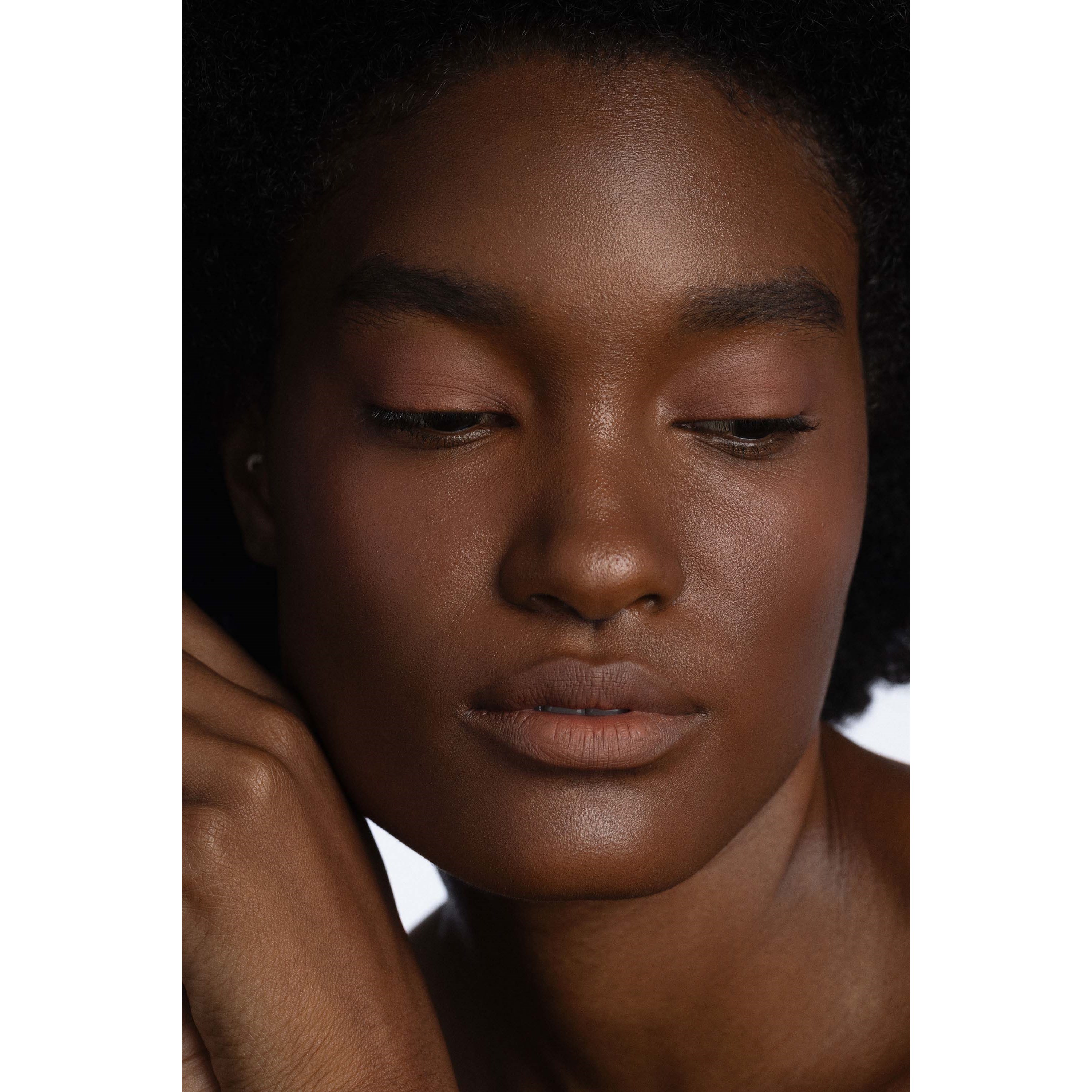 CLE Melting Lip Powder Hot Choco (obrázok 3)