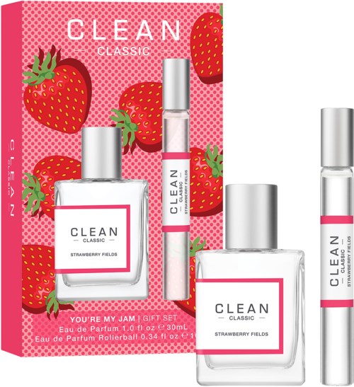 Een parfumsset van 'CLEAN CLASSIC' met aardbeiden en twee parfumflesjes.
