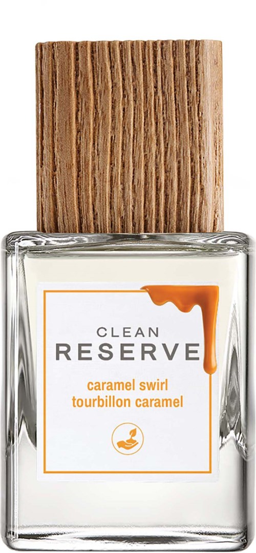 En klar neglelakkflaske med en trelokk og en etikett som leser clean RESERVE caramel swirl.