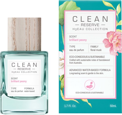 En parfyllflaska märkt 'CLEAN RESERVE' och en annan med blommigt förpackning, doftande 'brilliant peony.'