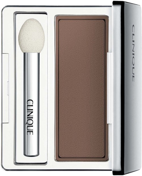 En makeup-ask i vit förpackning med en svamp och ett stort brunt ögonskugga eller rouge.