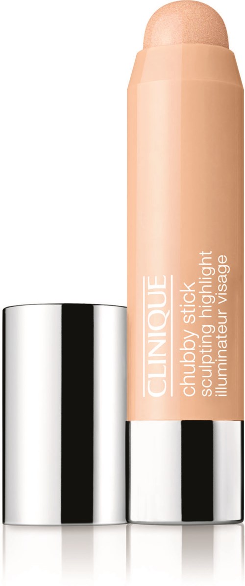 En beige stift med en silverlock, märkt "Clinique" och beskriven som en highlighter för att lysa upp huden.