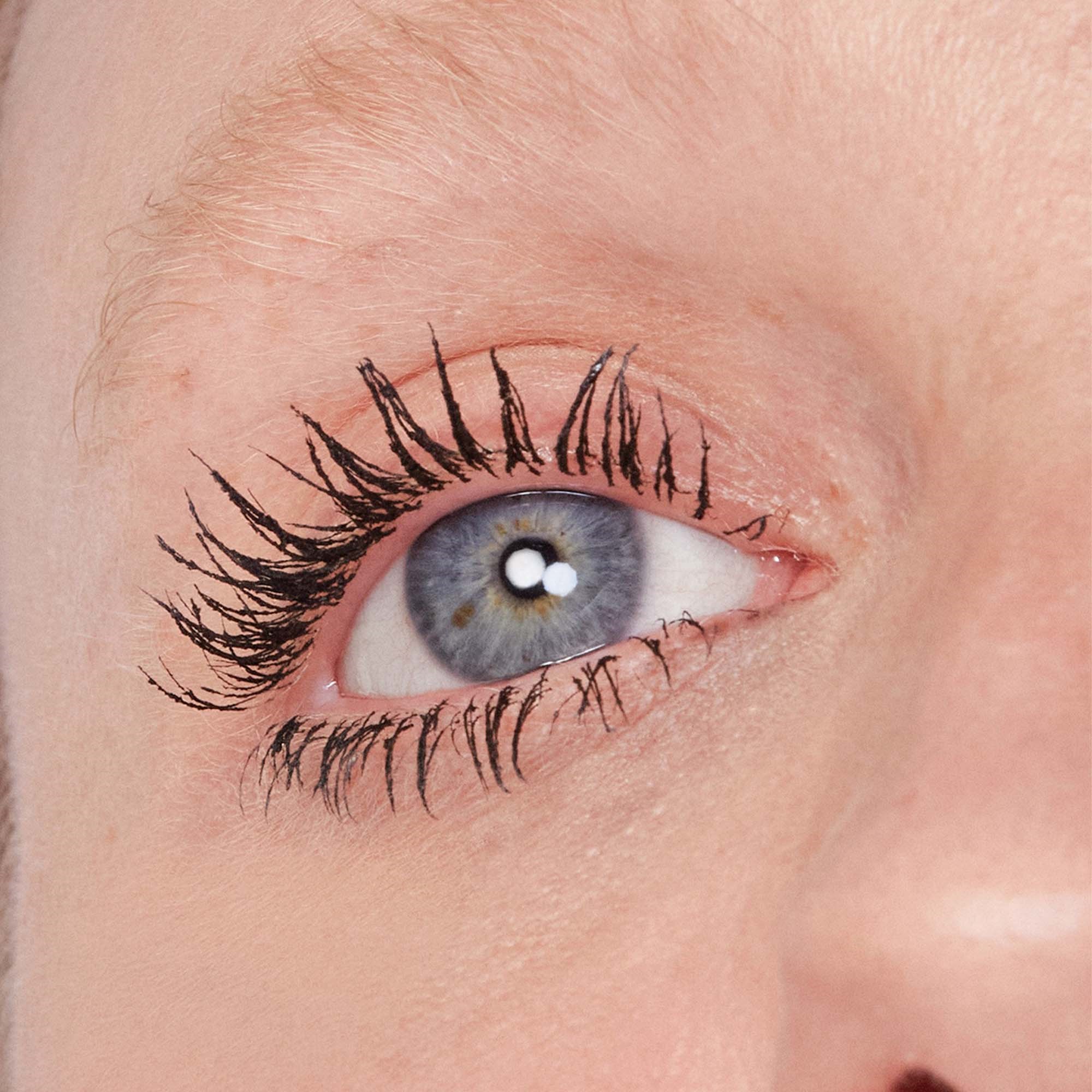 Clinique High Impact High-Fi Full Volume Mascara Black (zdjęcie 6)